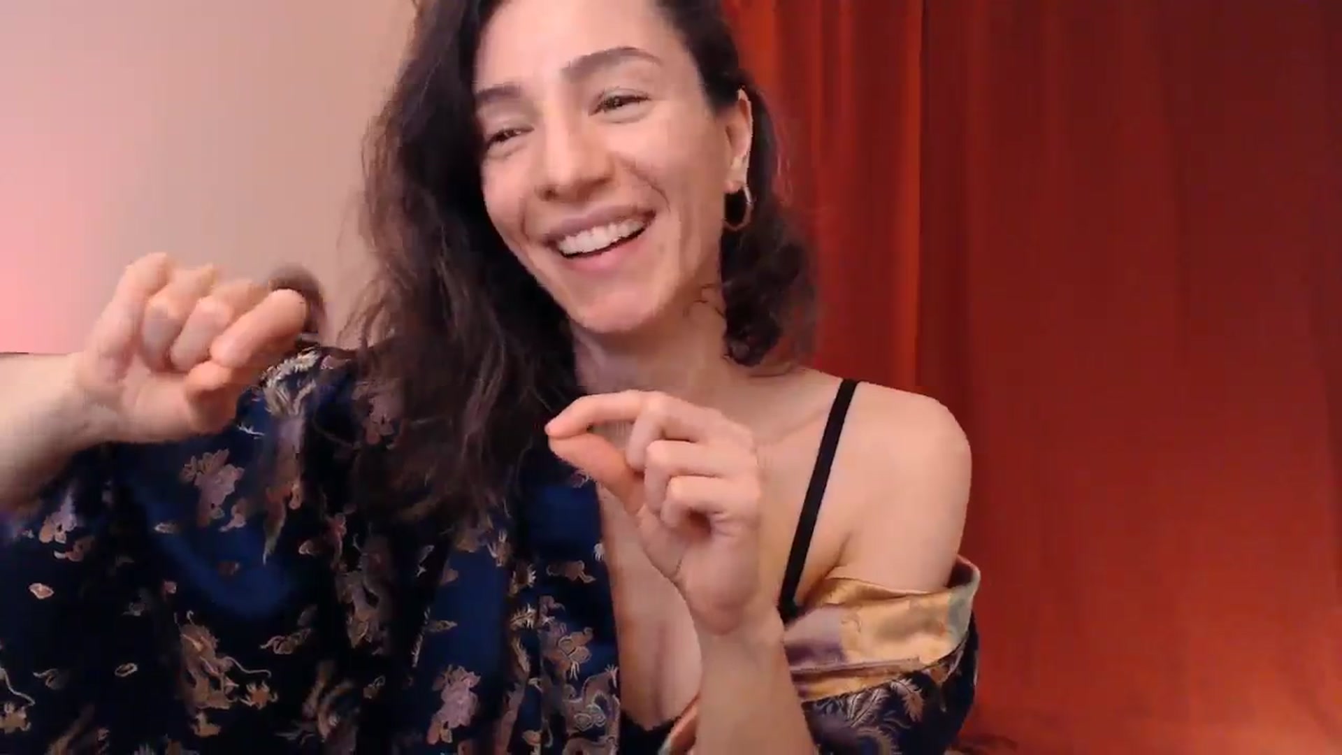 Gallery image thumbnail from Mora_Marvels's myfreecams stream on, 11/09/2025, 24:02 image 18 of 20