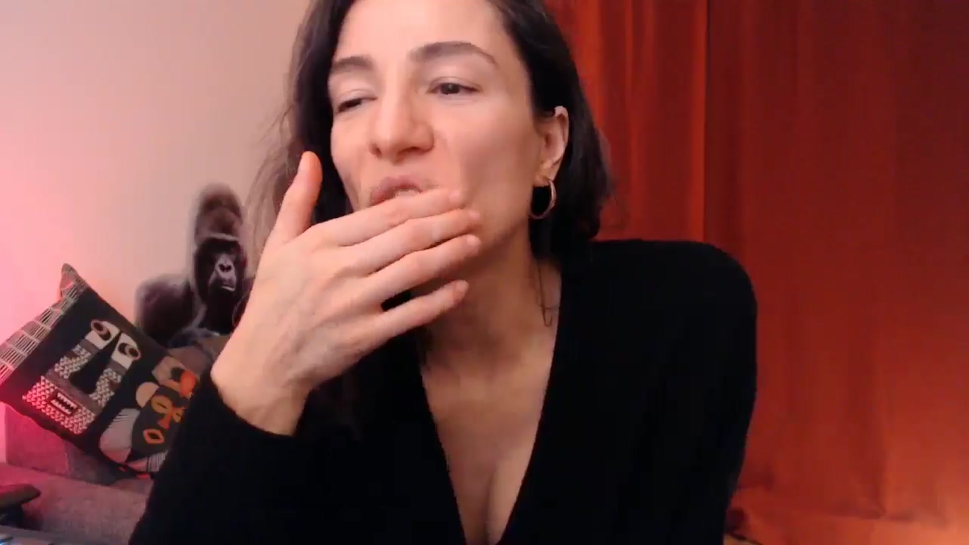 Gallery image thumbnail from Mora_Marvels's myfreecams stream on, 11/23/2025, 24:06 image 5 of 20