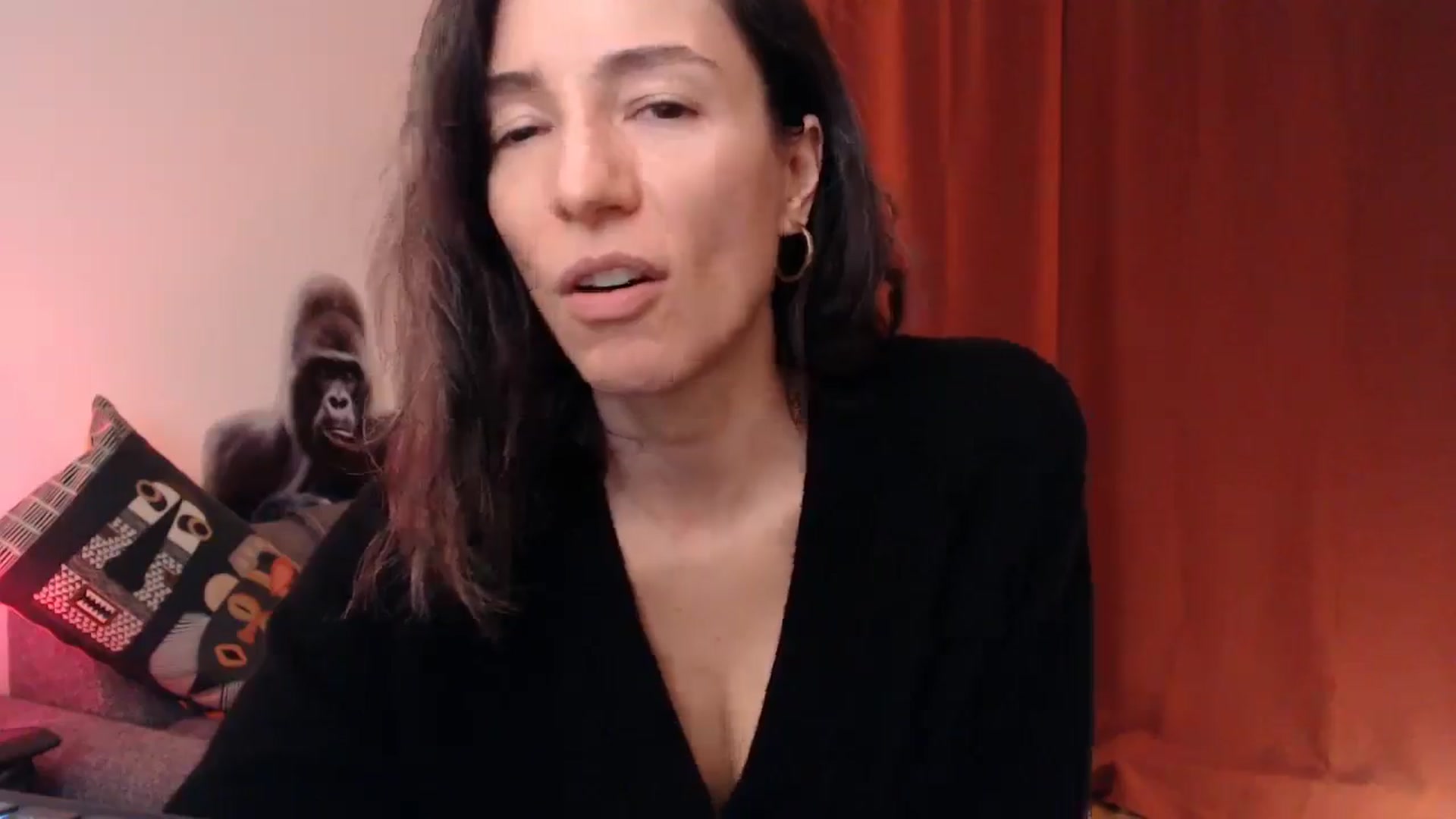 Gallery image thumbnail from Mora_Marvels's myfreecams stream on, 11/23/2025, 24:06 image 7 of 20
