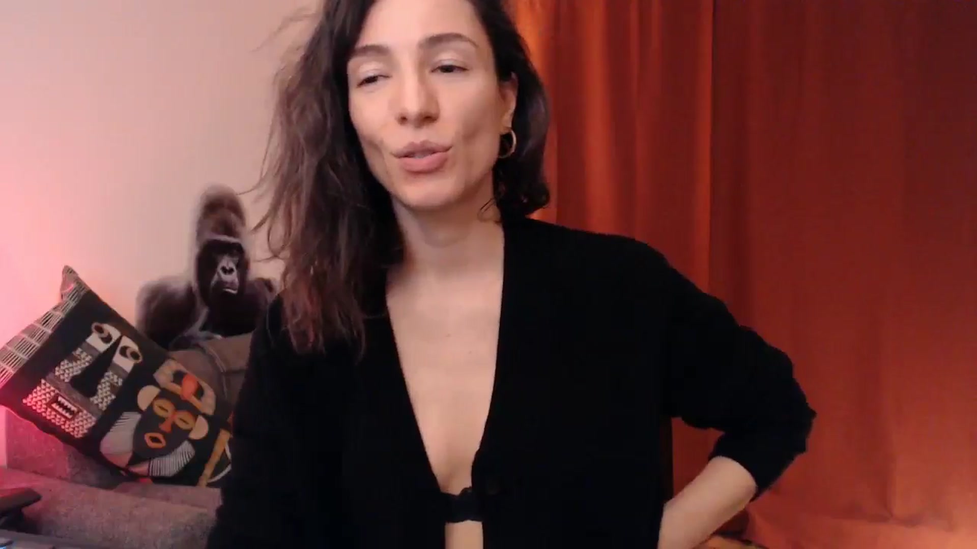 Gallery image thumbnail from Mora_Marvels's myfreecams stream on, 11/23/2025, 24:57 image 14 of 20