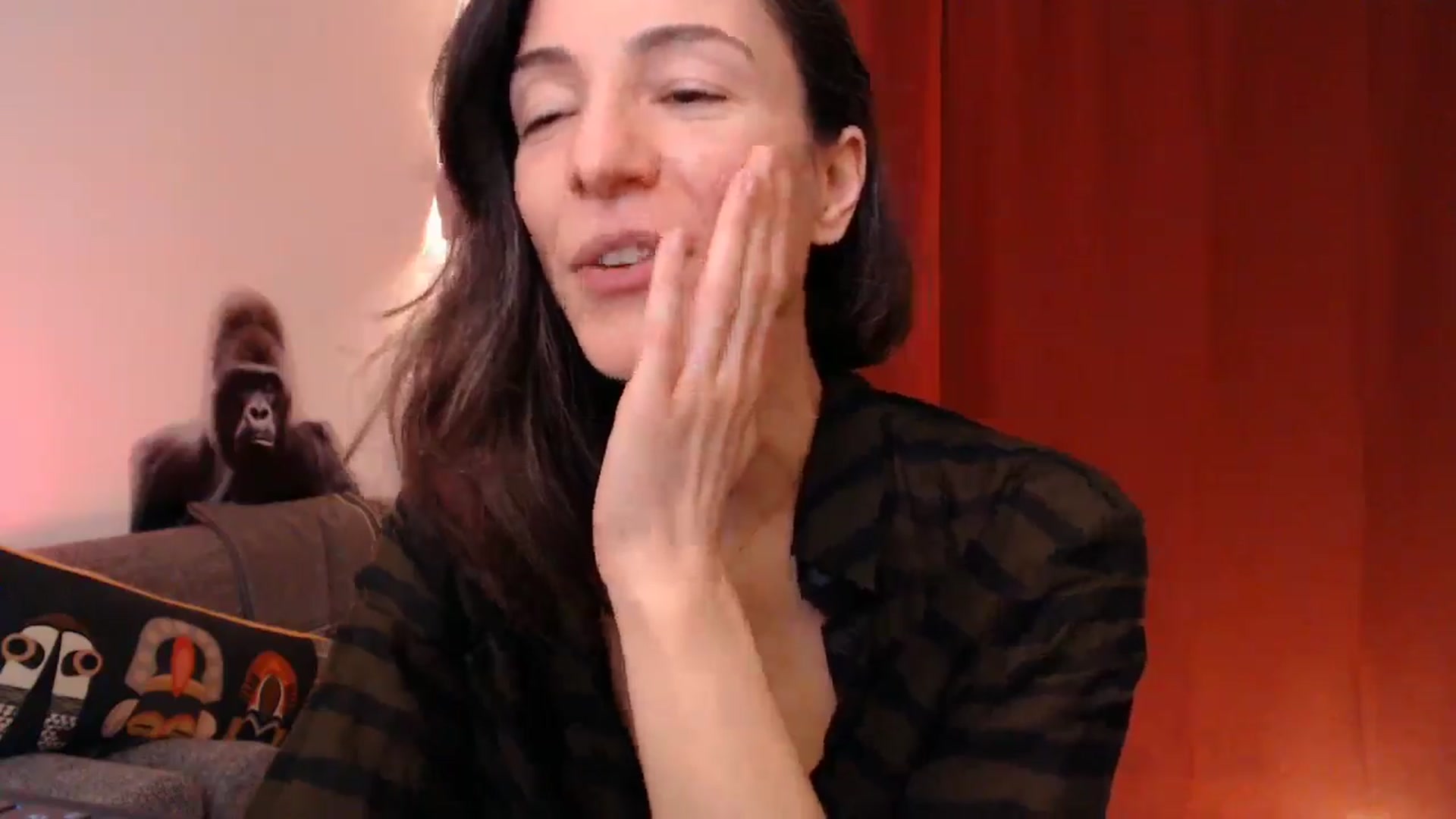 Gallery image thumbnail from Mora_Marvels's myfreecams stream on, 12/18/2025, 24:02 image 19 of 20