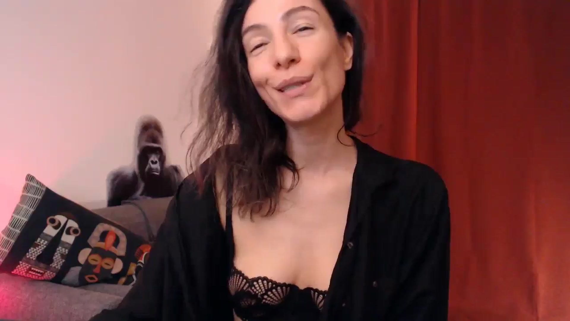Gallery image thumbnail from Mora_Marvels's myfreecams stream on, 03/01/2026, 01:31 image 17 of 20