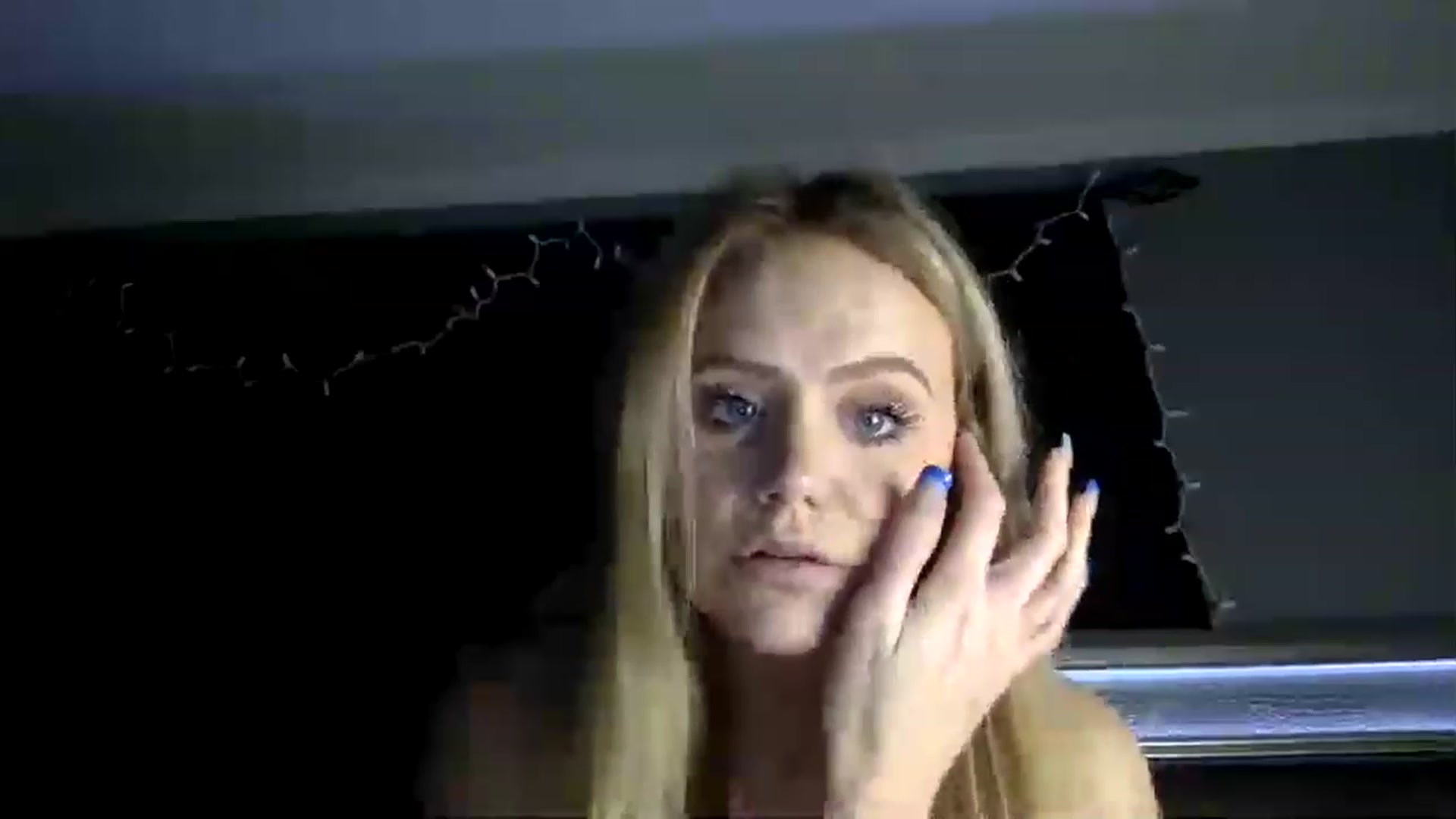 Gallery image thumbnail from More4mia's myfreecams stream on, 01/04/2023, 05:33 image 7 of 20