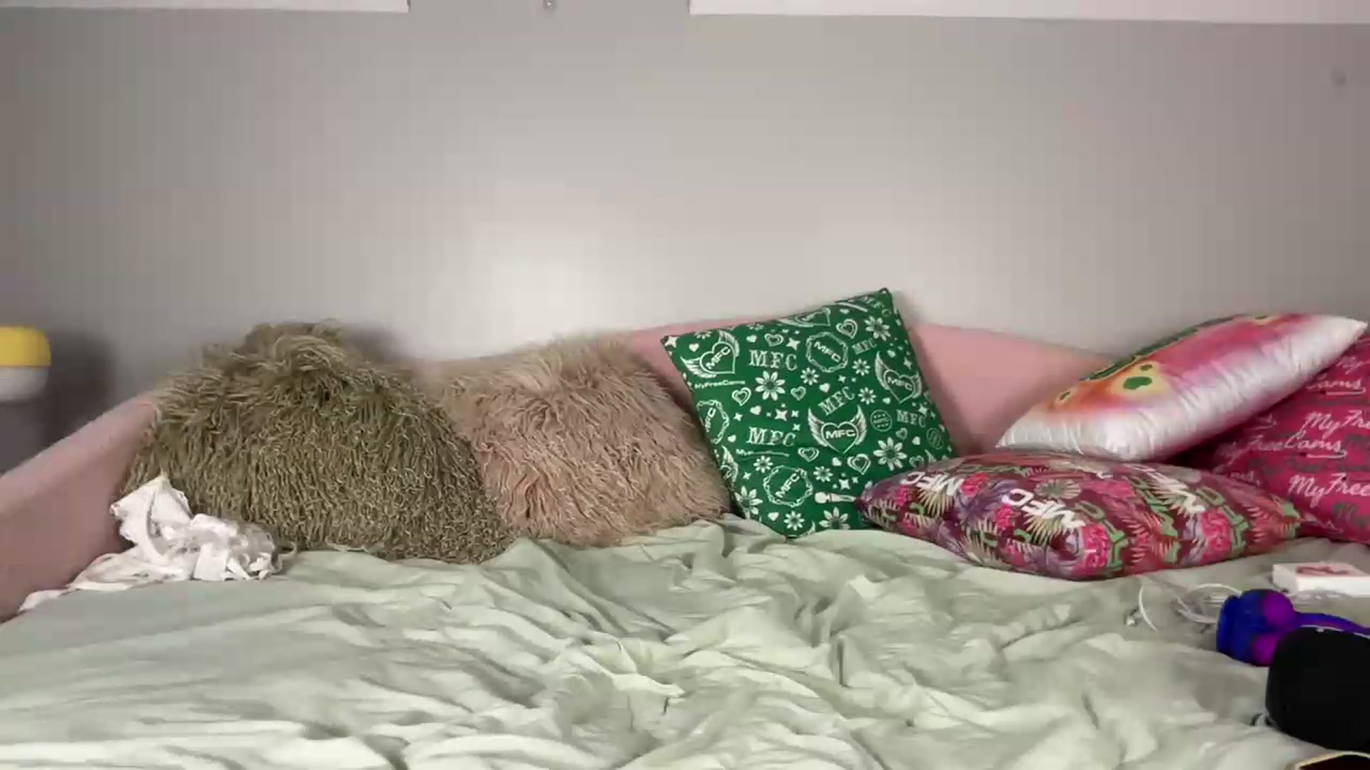 Gallery image thumbnail from MoreSuction's myfreecams stream on, 08/13/2026, 24:44 image 4 of 20