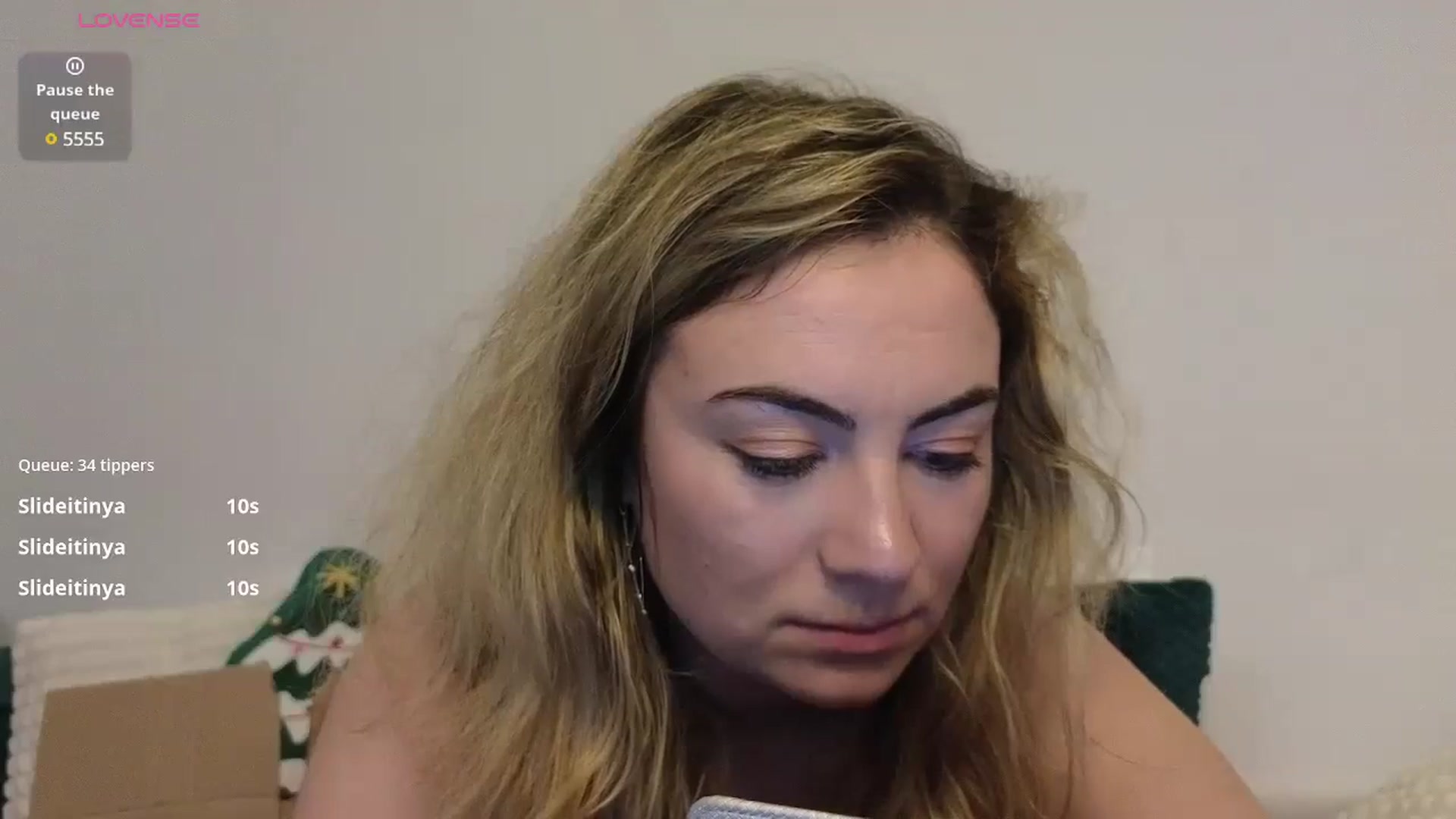 Gallery image thumbnail from MorenaK's myfreecams stream on, 12/05/2024, 20:33 image 7 of 20
