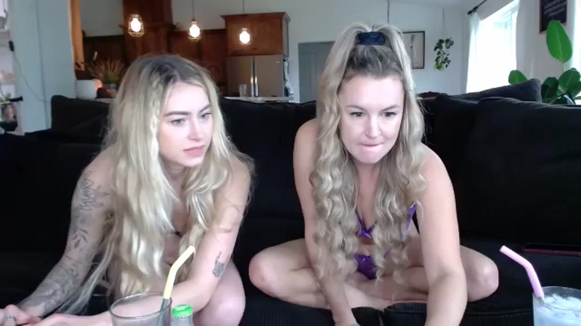 Gallery image thumbnail from MorganMeadows's myfreecams stream on, 11/05/2023, 21:23 image 16 of 20
