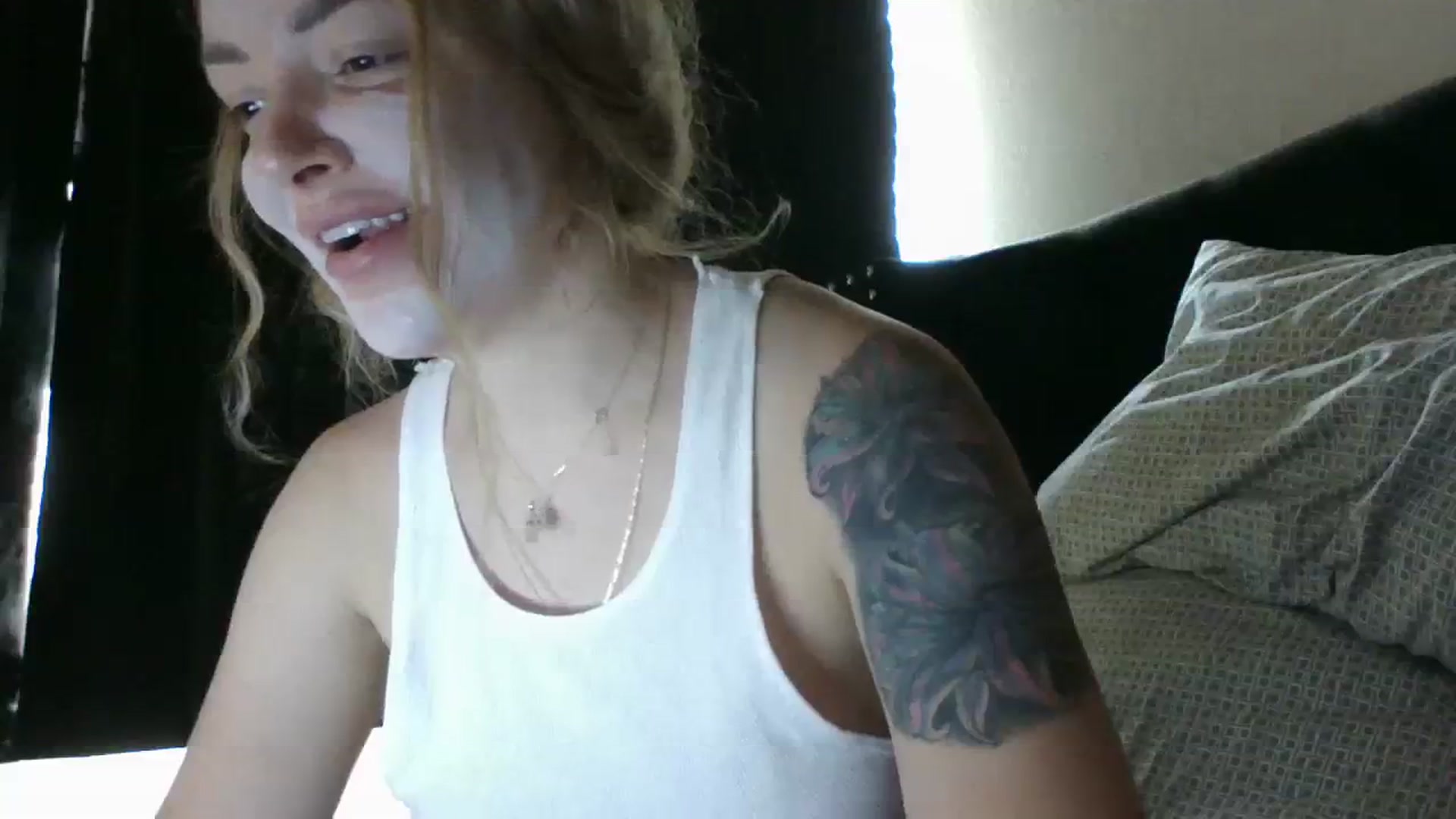 Gallery image thumbnail from MorganX69's myfreecams stream on, 08/26/2023, 18:27 image 13 of 20