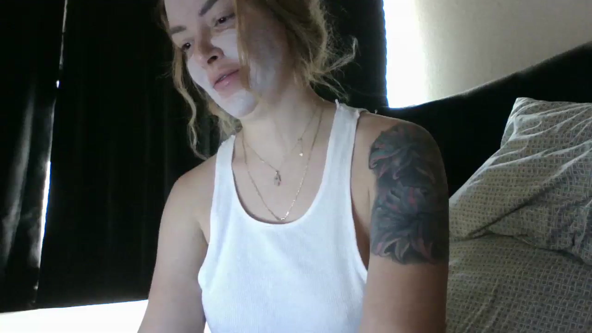 Gallery image thumbnail from MorganX69's myfreecams stream on, 08/26/2023, 18:27 image 4 of 20