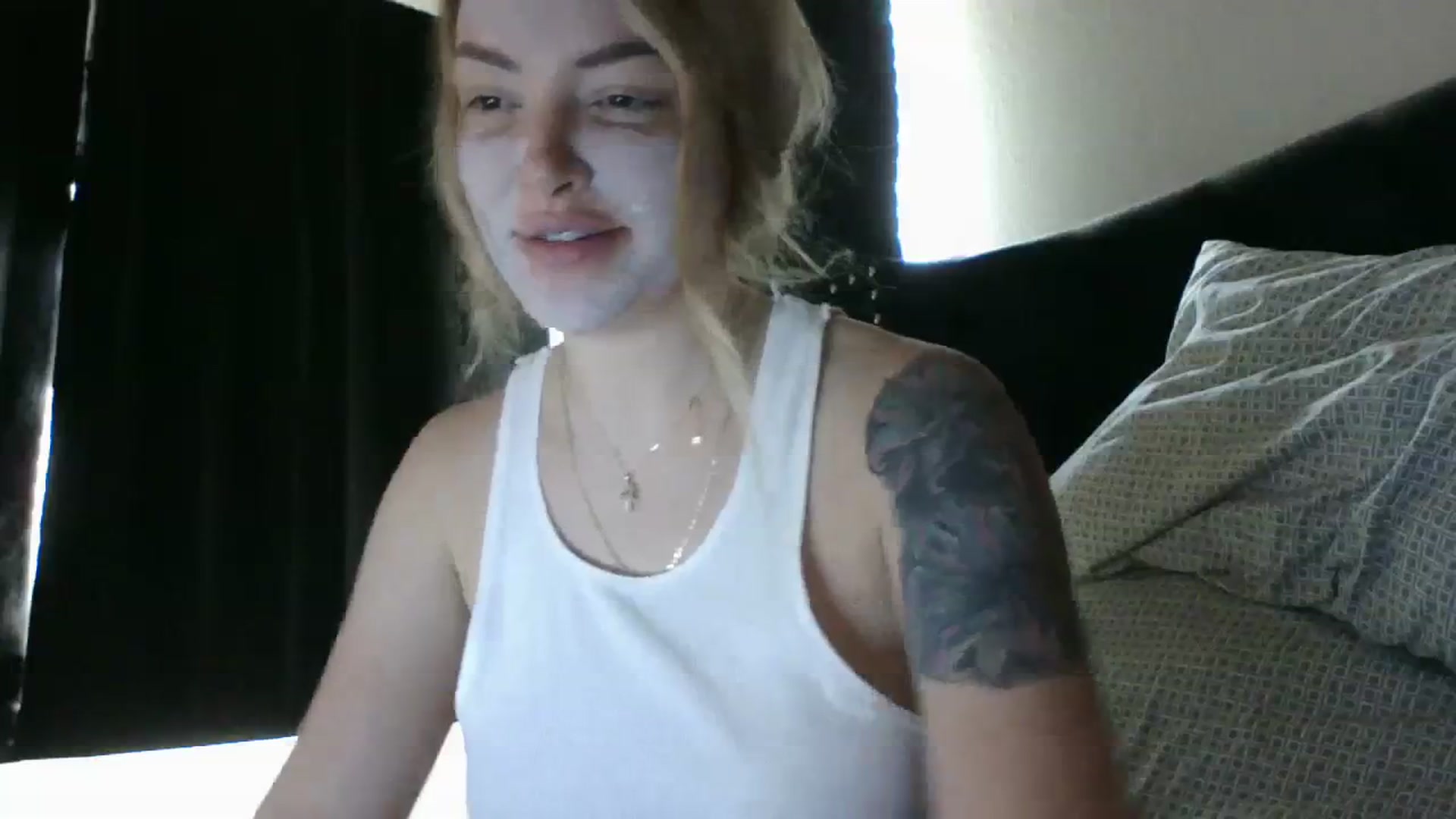Gallery image thumbnail from MorganX69's myfreecams stream on, 08/26/2023, 18:27 image 15 of 20