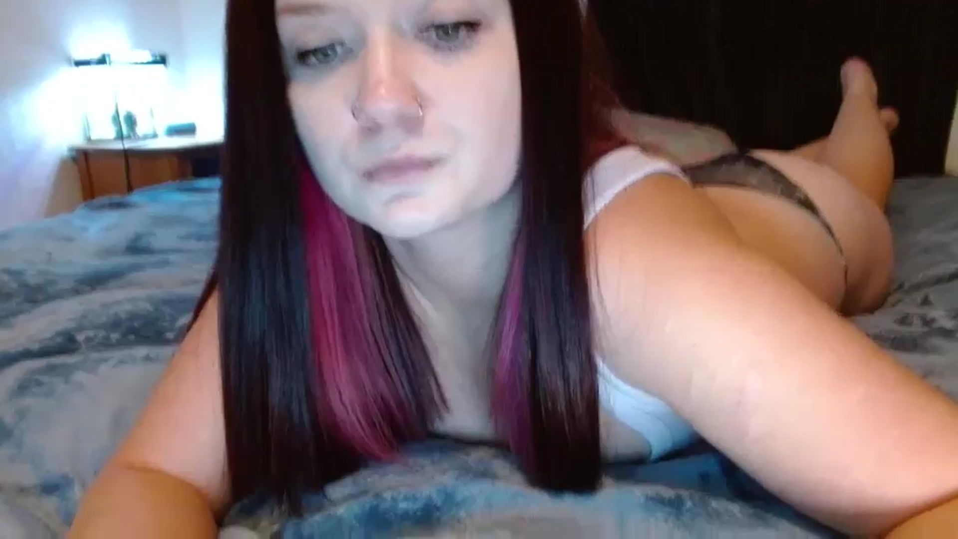 Gallery image thumbnail from Morgann2025's myfreecams stream on, 12/31/2025, 19:46 image 13 of 20