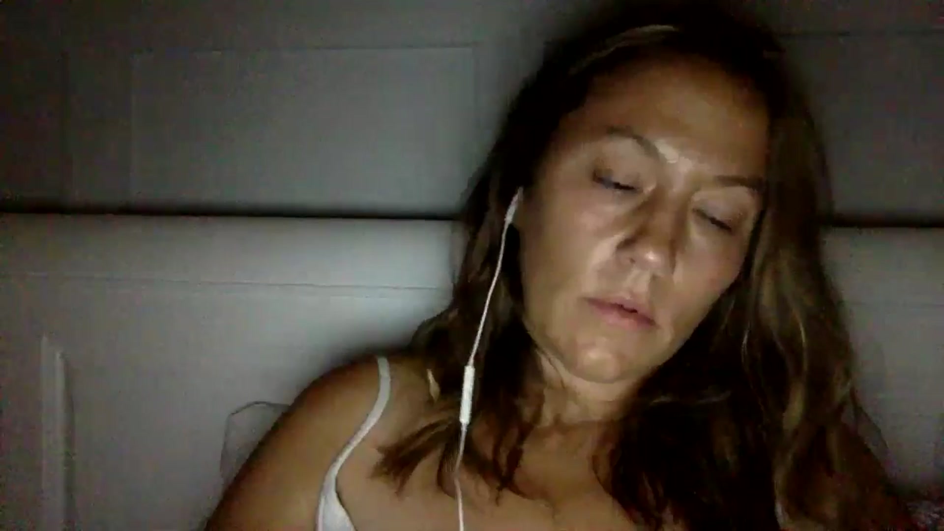 Gallery image thumbnail from Morganpreece1's myfreecams stream on, 08/14/2024, 21:56 image 16 of 20