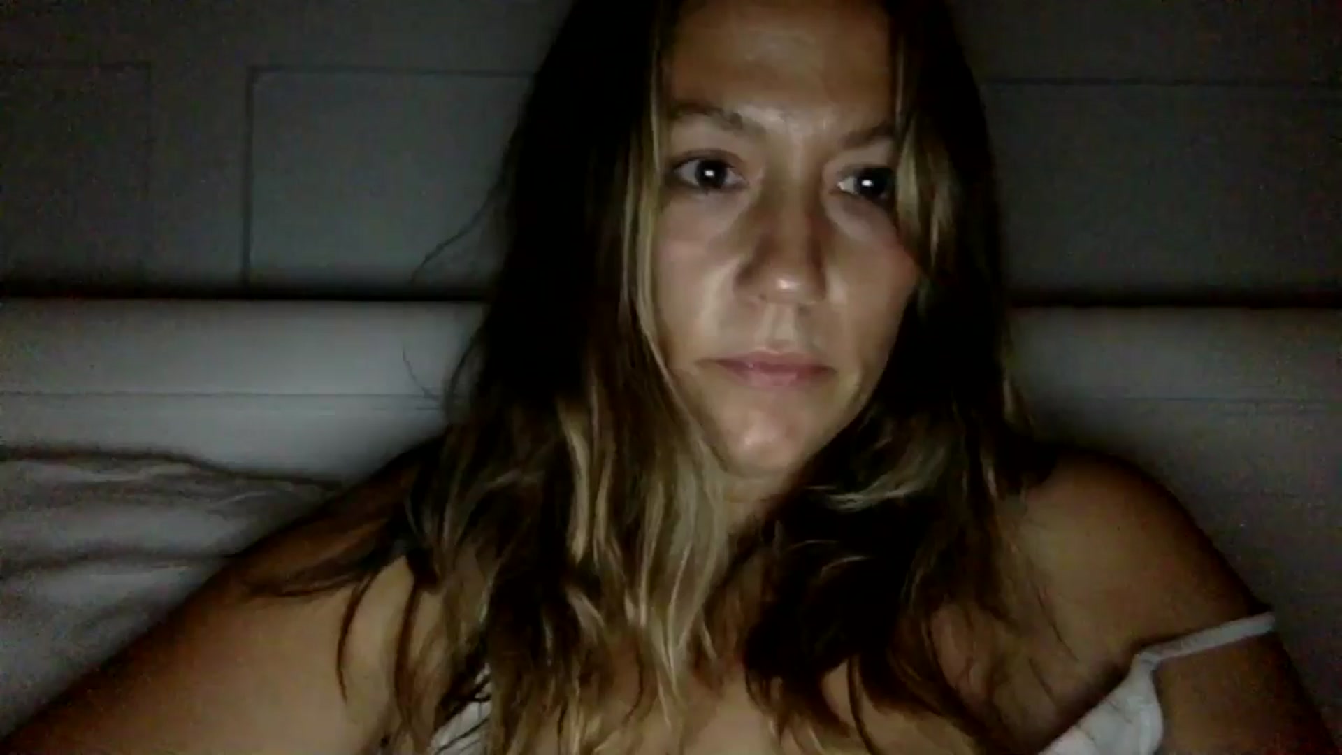 Gallery image thumbnail from Morganpreece1's myfreecams stream on, 08/26/2024, 21:15 image 15 of 20