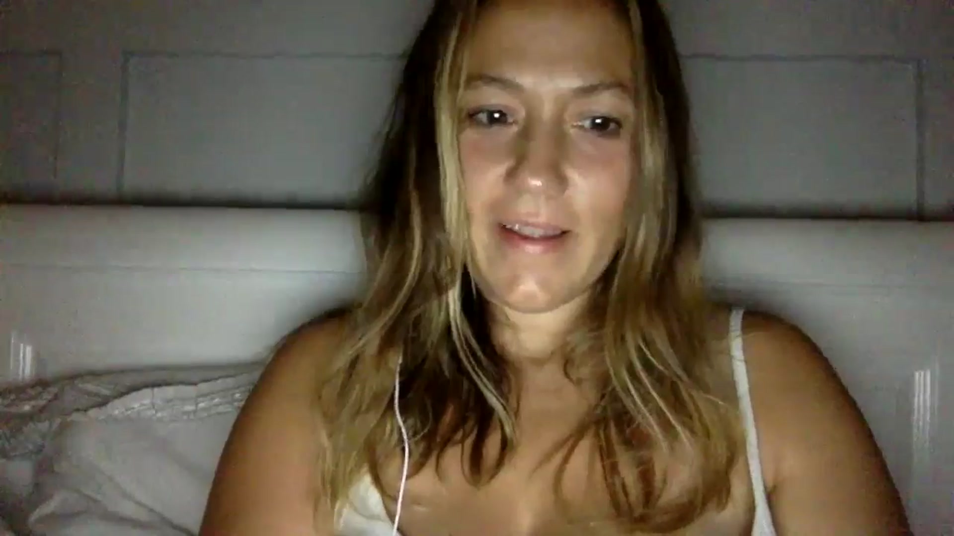 Gallery image thumbnail from Morganpreece1's myfreecams stream on, 09/01/2024, 21:04 image 8 of 20