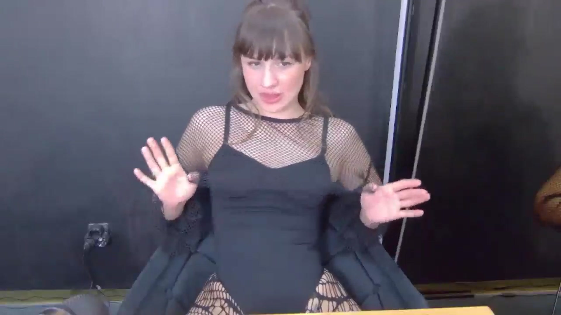 Gallery image thumbnail from Morgy's myfreecams stream on, 04/04/2025, 22:21 image 3 of 20