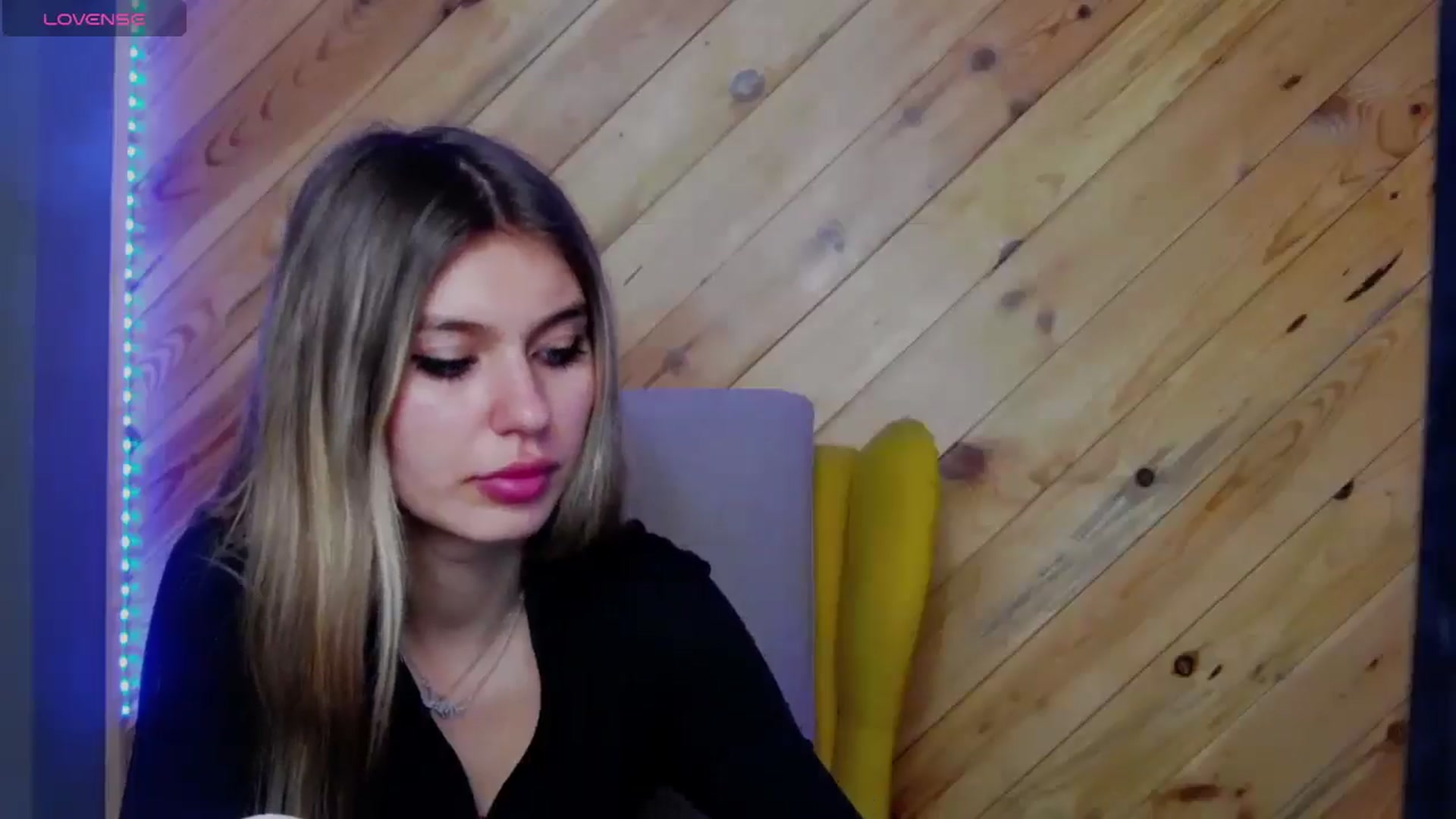Gallery image thumbnail from Morningstar_'s myfreecams stream on, 02/18/2026, 17:18 image 19 of 20