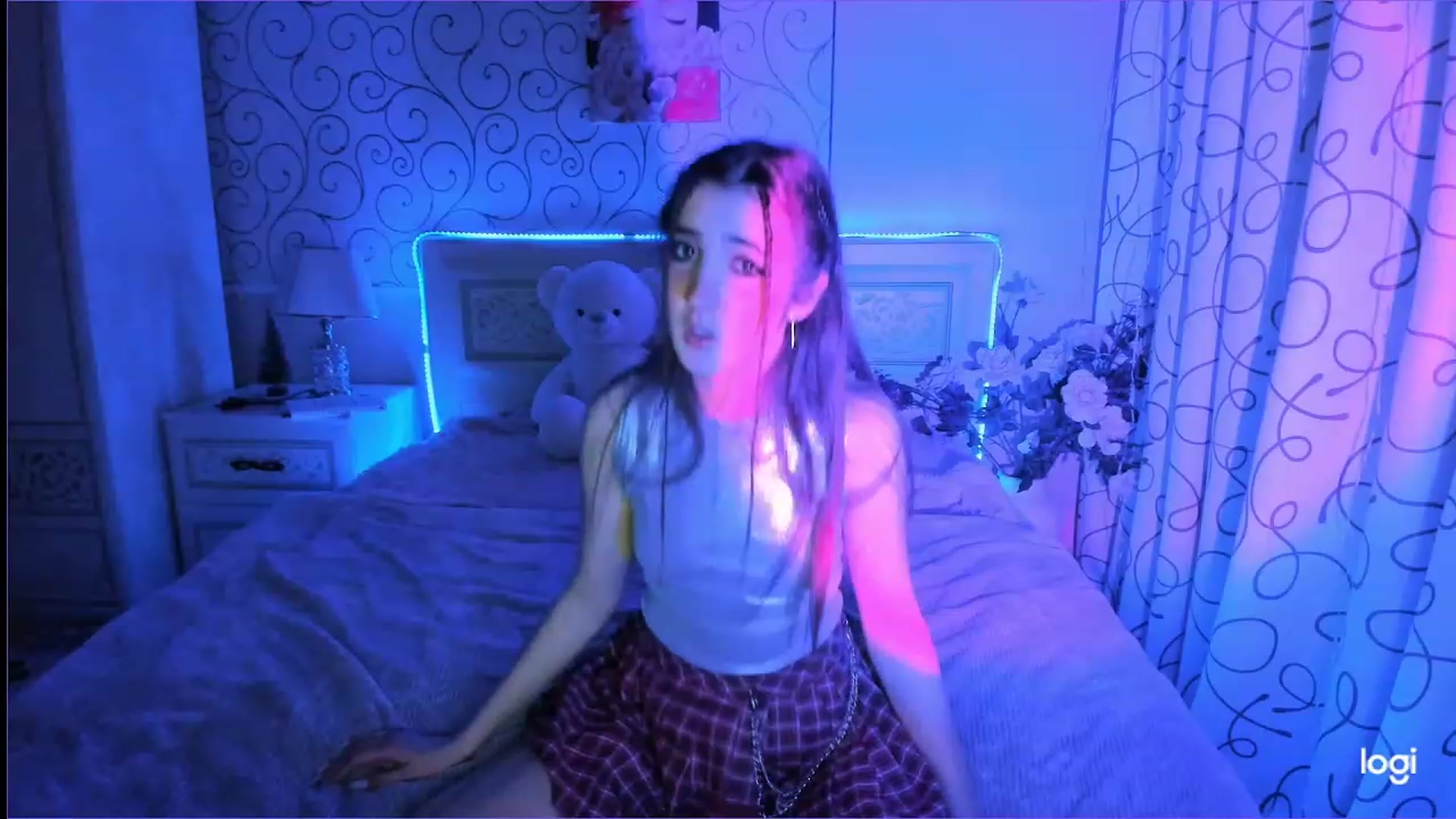 Gallery image thumbnail from Moroccandia's myfreecams stream on, 01/29/2023, 12:32 image 12 of 20