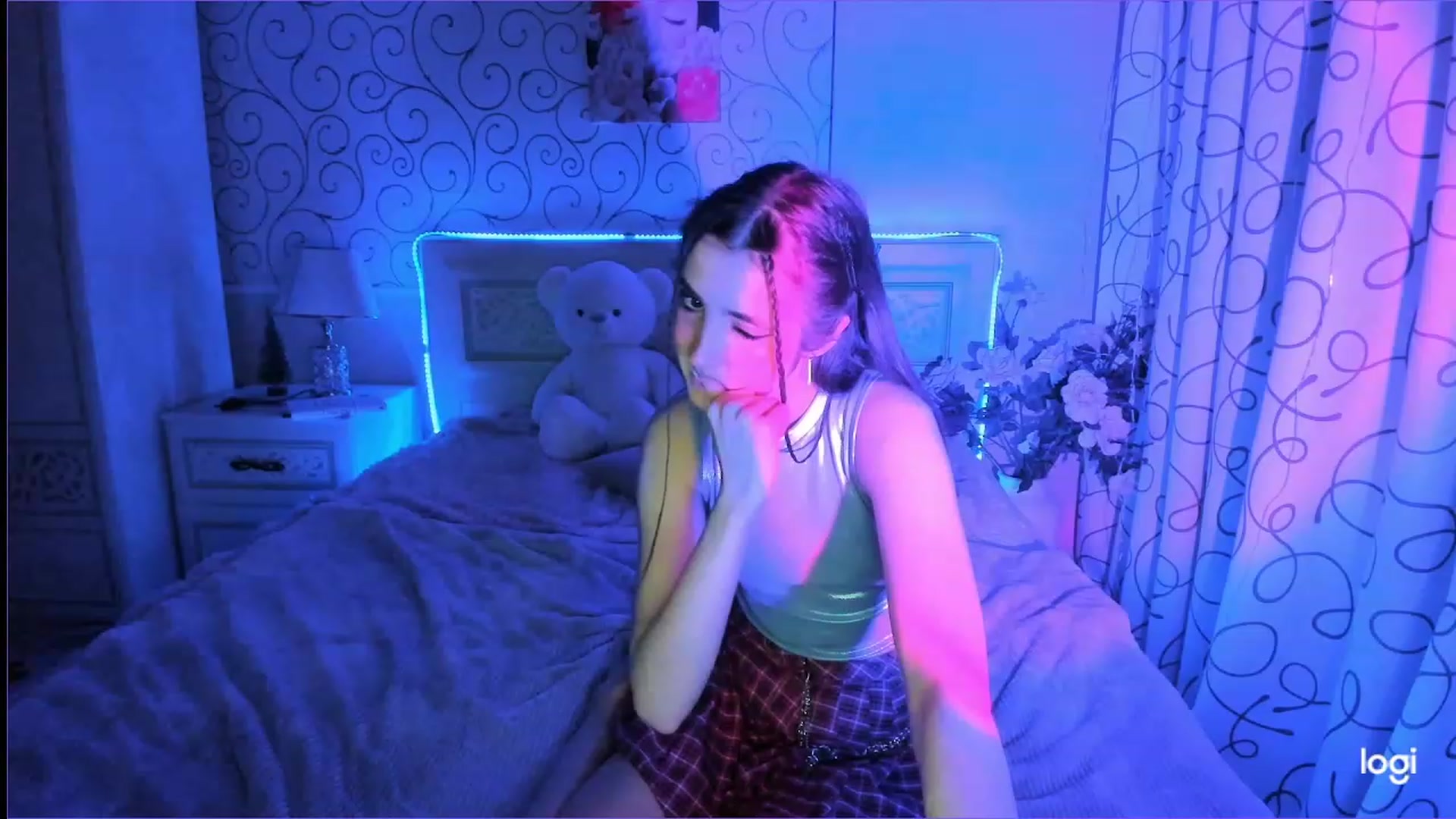 Gallery image thumbnail from Moroccandia's myfreecams stream on, 01/29/2023, 14:02 image 17 of 20