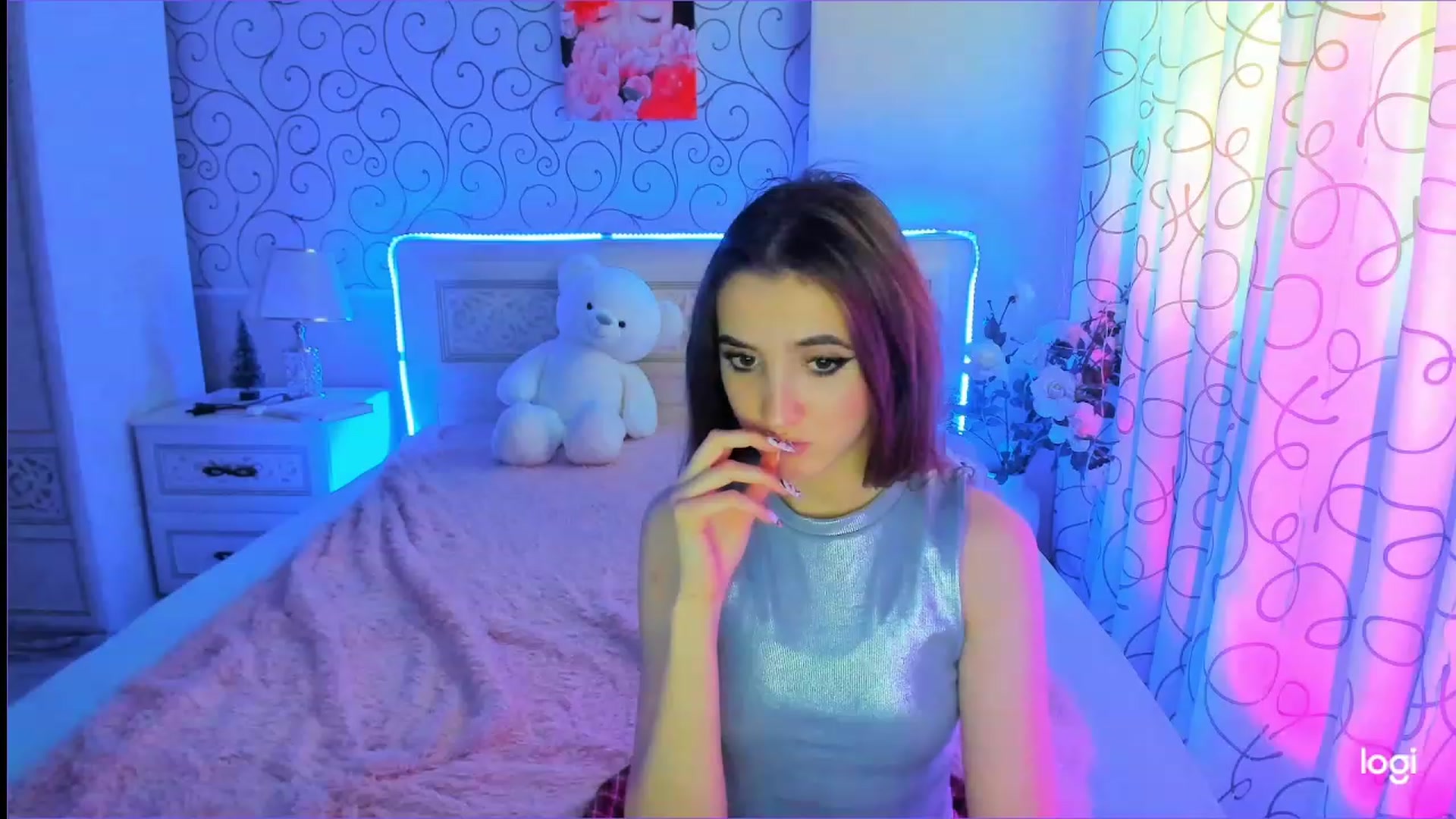 Gallery image thumbnail from Moroccandia's myfreecams stream on, 02/07/2023, 11:22 image 12 of 20