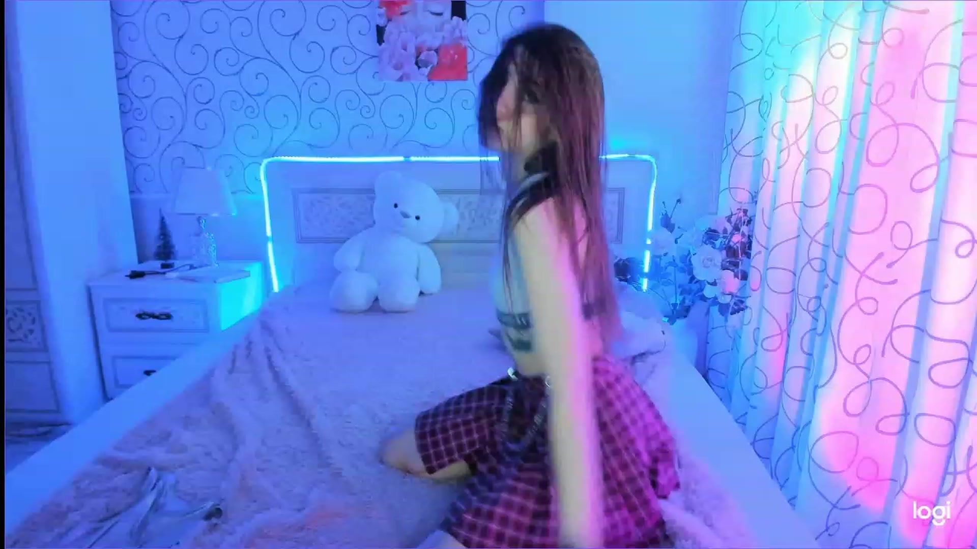 Gallery image thumbnail from Moroccandia's myfreecams stream on, 02/07/2023, 11:22 image 18 of 20