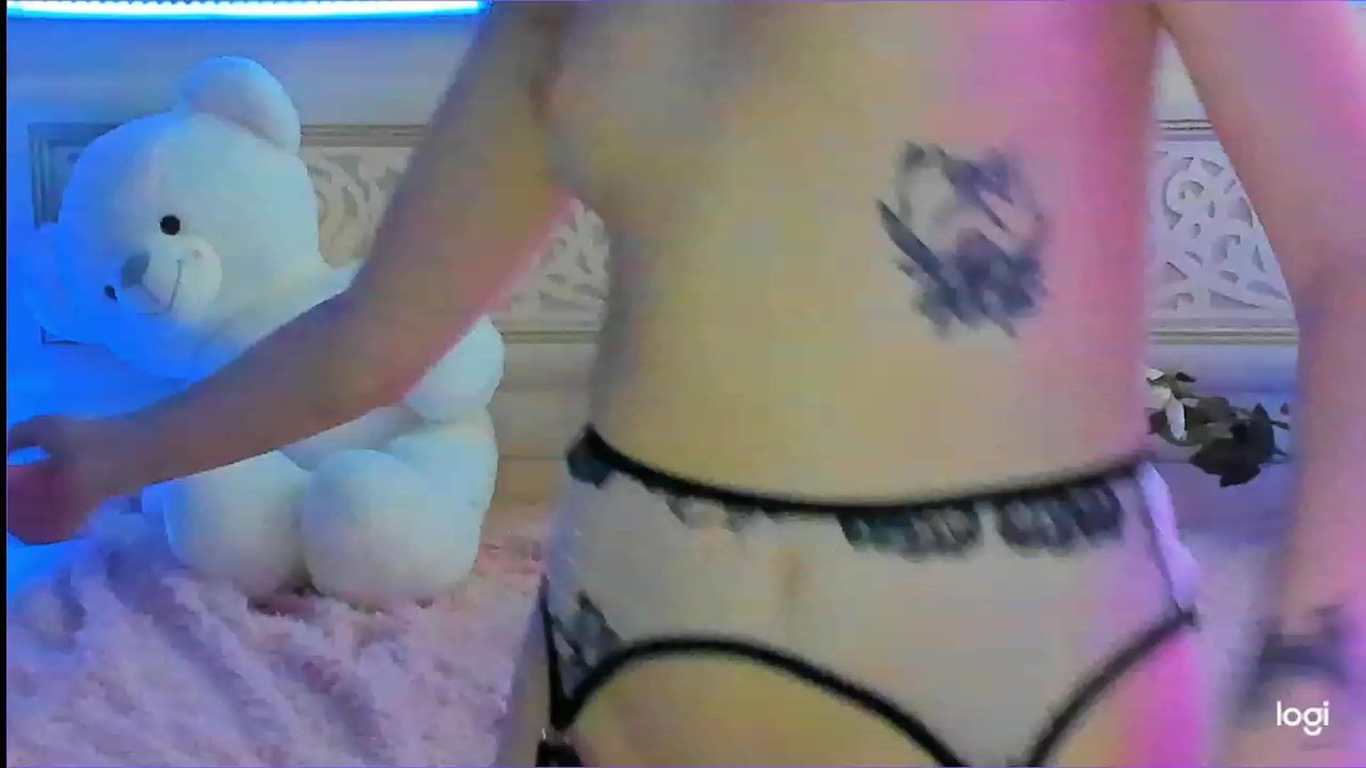 Gallery image thumbnail from Moroccandia's myfreecams stream on, 02/13/2023, 08:13 image 7 of 20