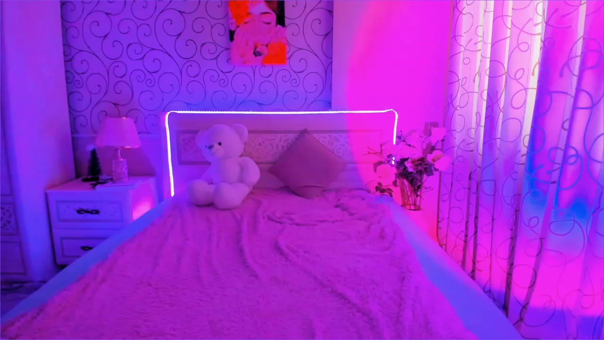 Gallery image thumbnail from Moroccandia's myfreecams stream on, 02/28/2023, 12:06 image 12 of 20