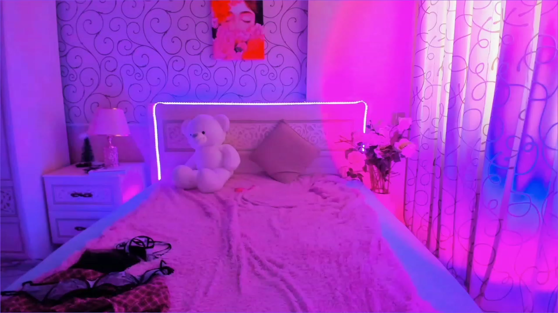 Gallery image thumbnail from Moroccandia's myfreecams stream on, 02/28/2023, 12:06 image 5 of 20