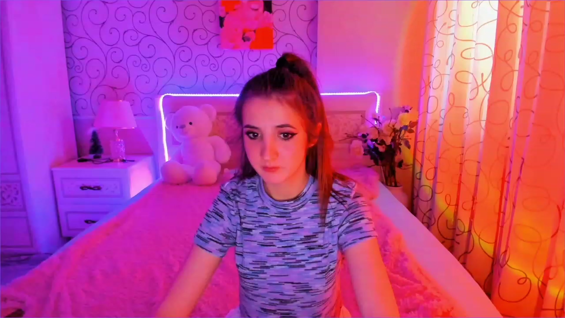 Gallery image thumbnail from Moroccandia's myfreecams stream on, 03/10/2023, 11:29 image 1 of 20