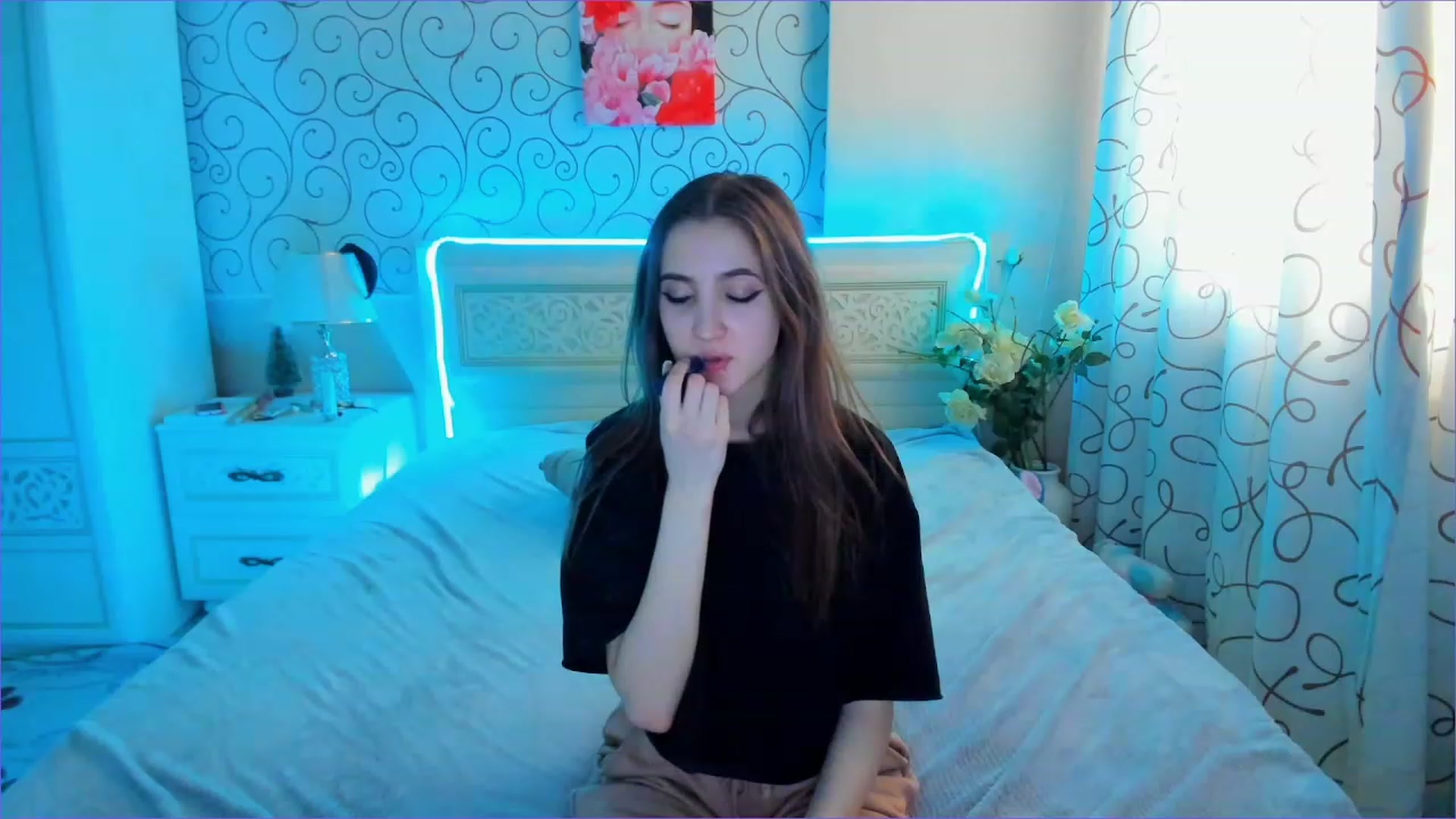 Gallery image thumbnail from Moroccandia's myfreecams stream on, 04/21/2023, 10:53 image 17 of 20