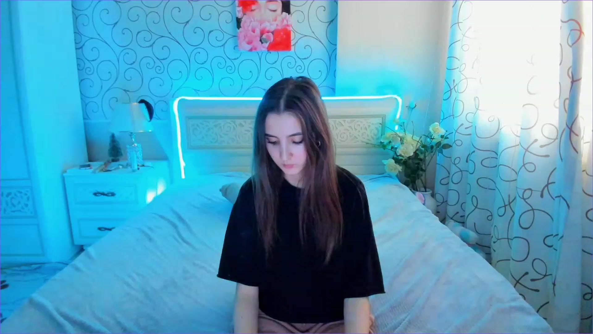 Gallery image thumbnail from Moroccandia's myfreecams stream on, 04/21/2023, 10:53 image 16 of 20
