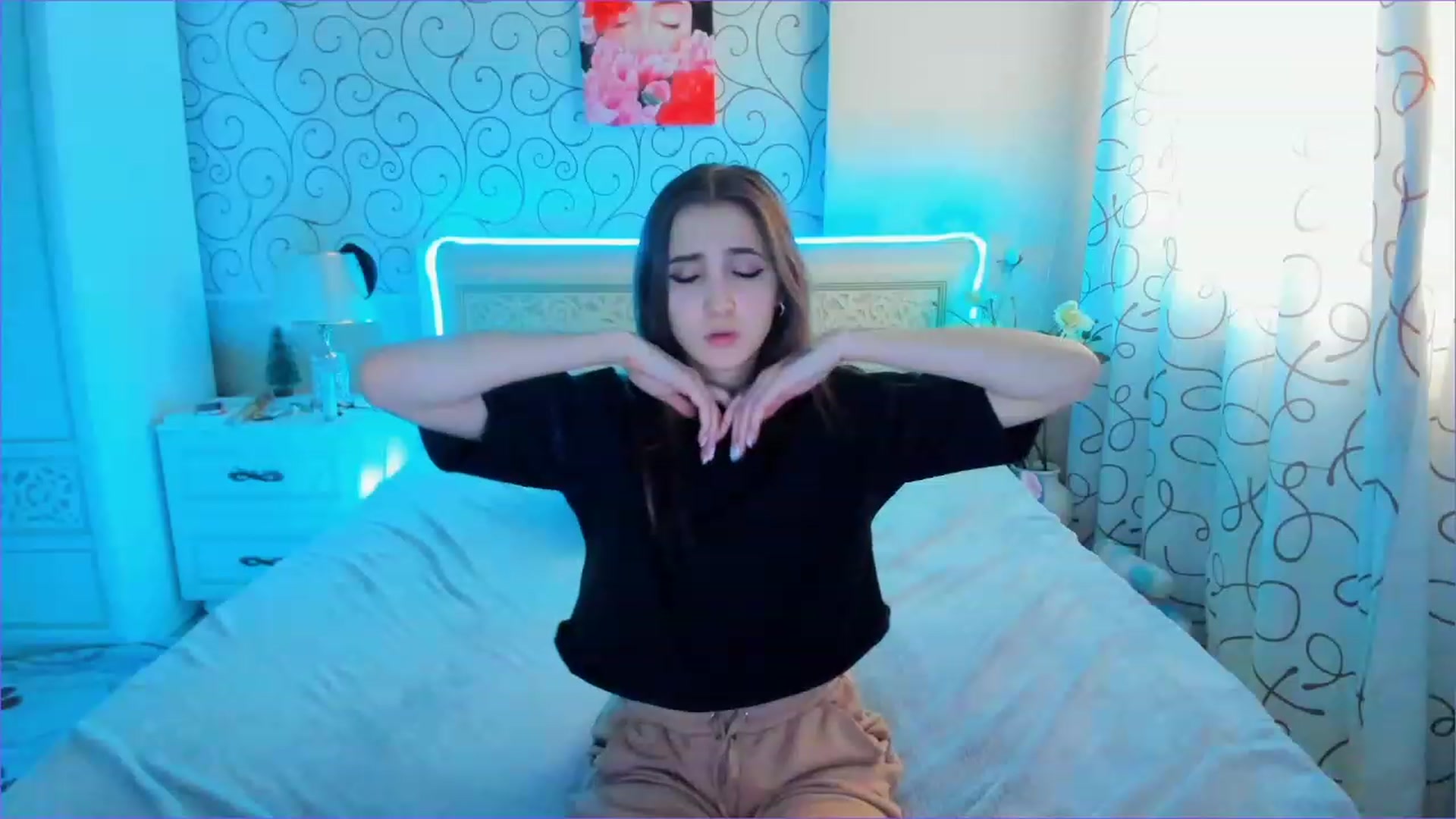 Gallery image thumbnail from Moroccandia's myfreecams stream on, 04/21/2023, 10:53 image 15 of 20