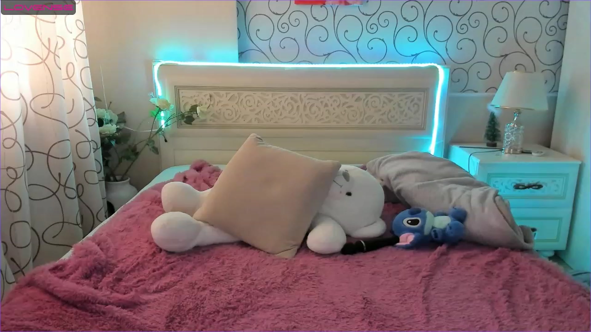 Gallery image thumbnail from Moroccandia's myfreecams stream on, 06/01/2023, 11:30 image 2 of 20