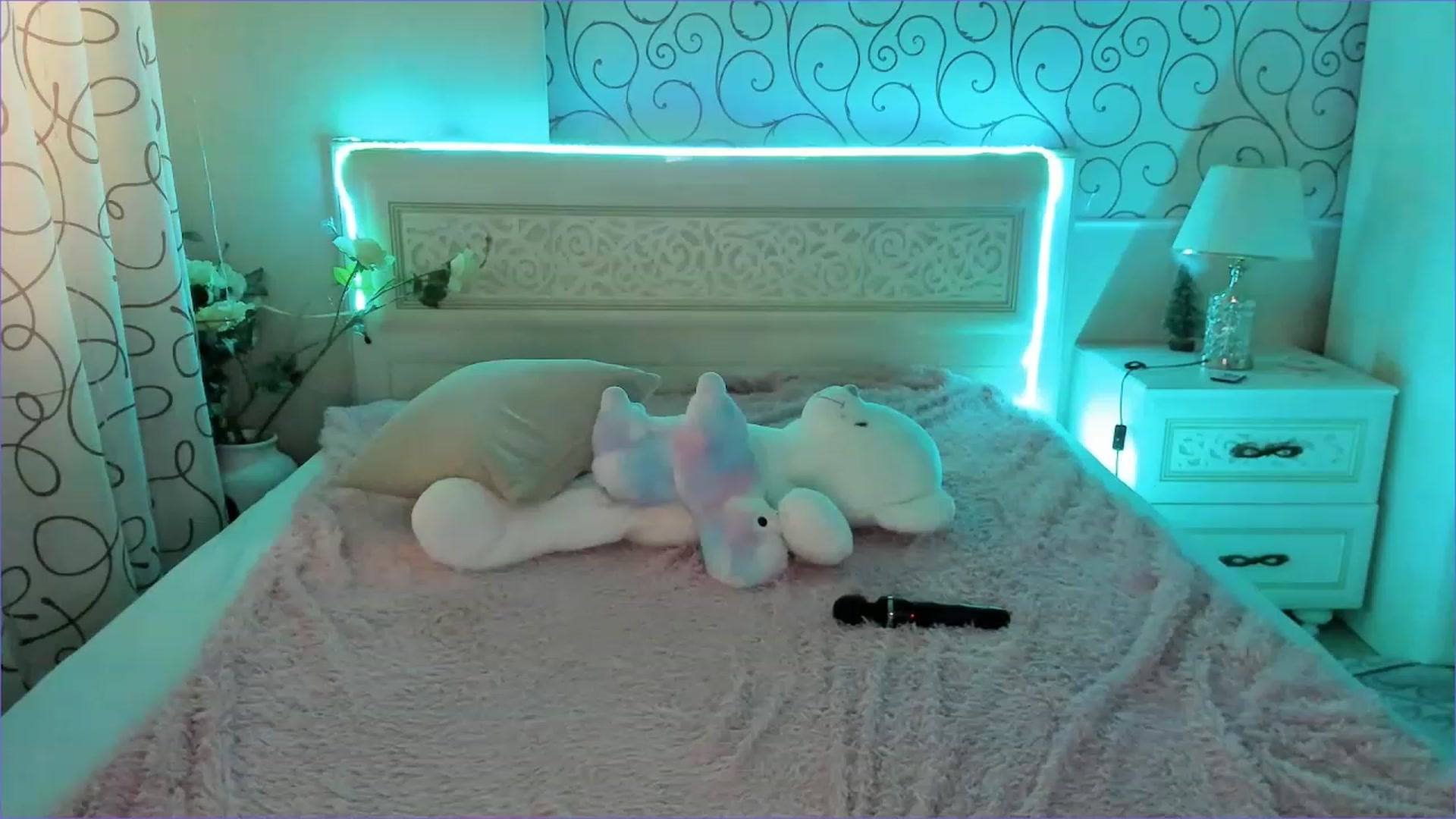 Gallery image thumbnail from Moroccandia's myfreecams stream on, 06/10/2023, 11:23 image 7 of 20