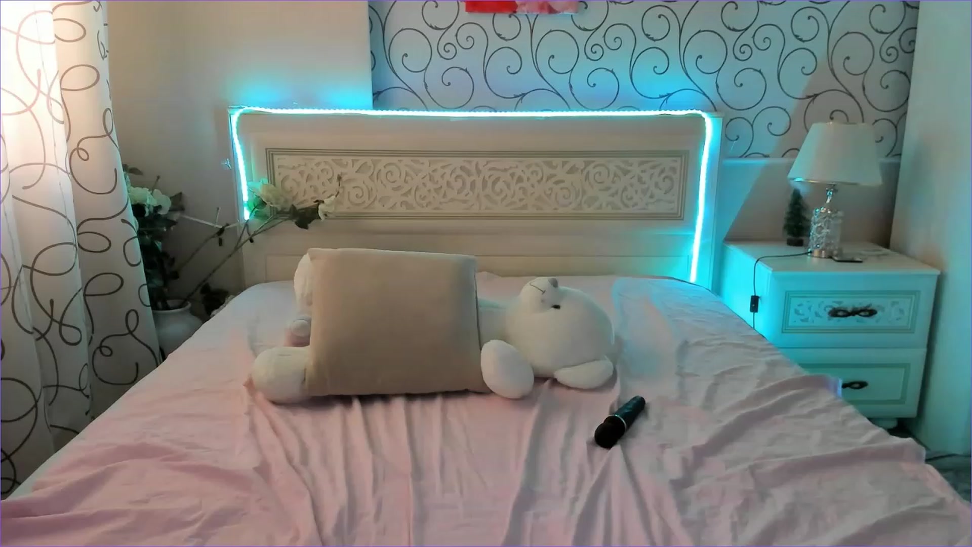 Gallery image thumbnail from Moroccandia's myfreecams stream on, 06/14/2023, 10:10 image 2 of 20