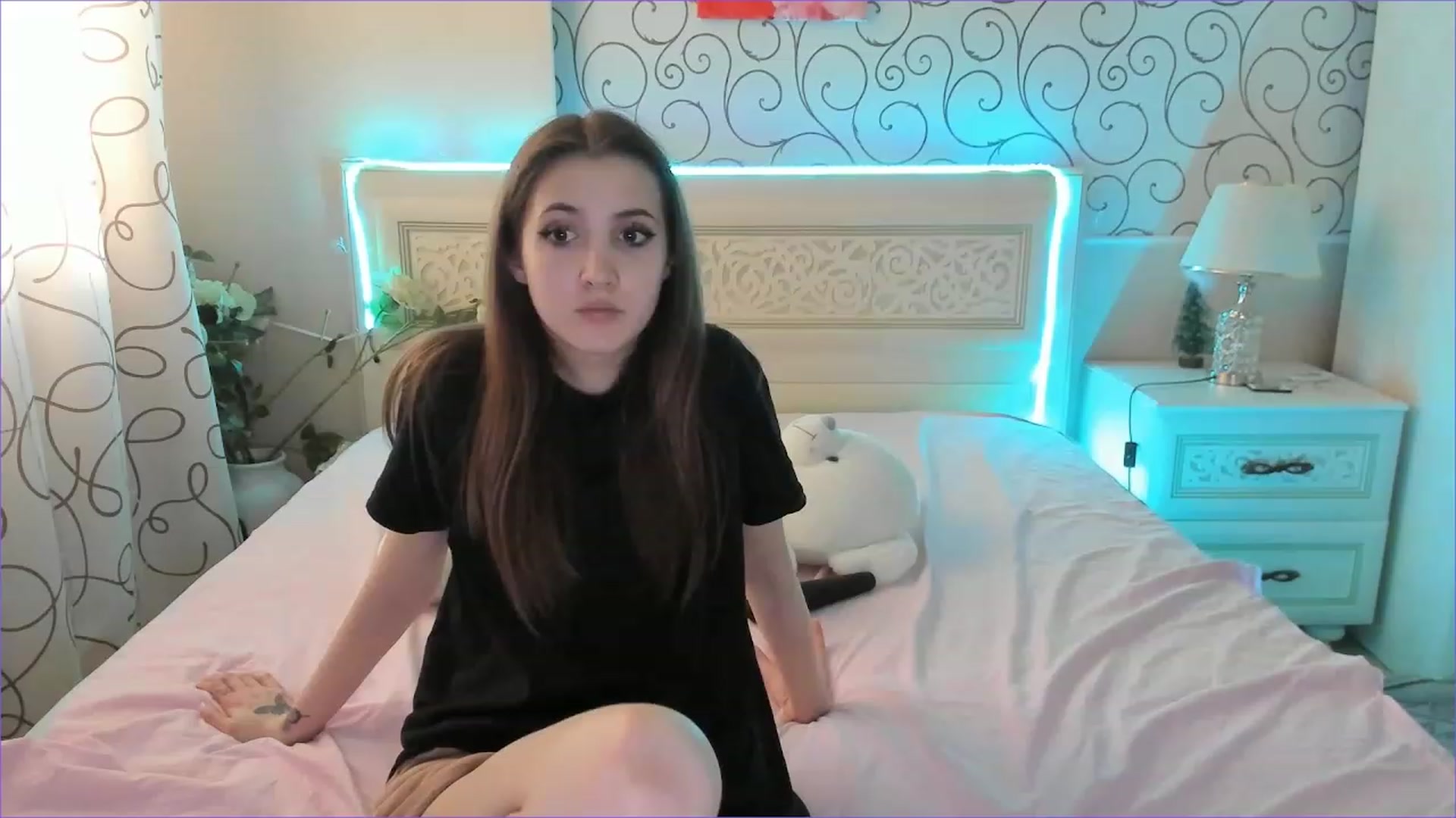 Gallery image thumbnail from Moroccandia's myfreecams stream on, 06/14/2023, 11:33 image 11 of 20