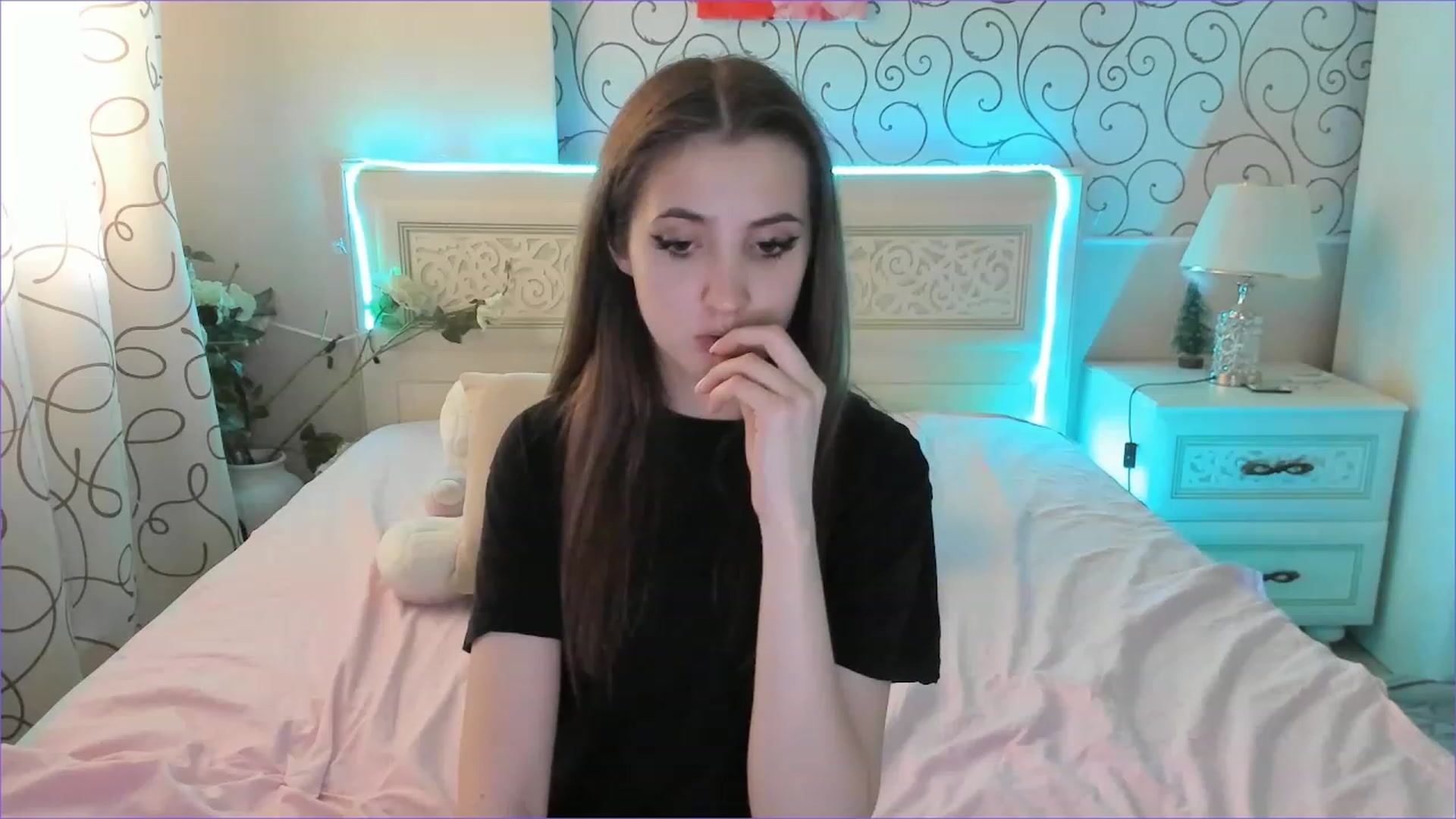 Gallery image thumbnail from Moroccandia's myfreecams stream on, 06/14/2023, 11:33 image 19 of 20