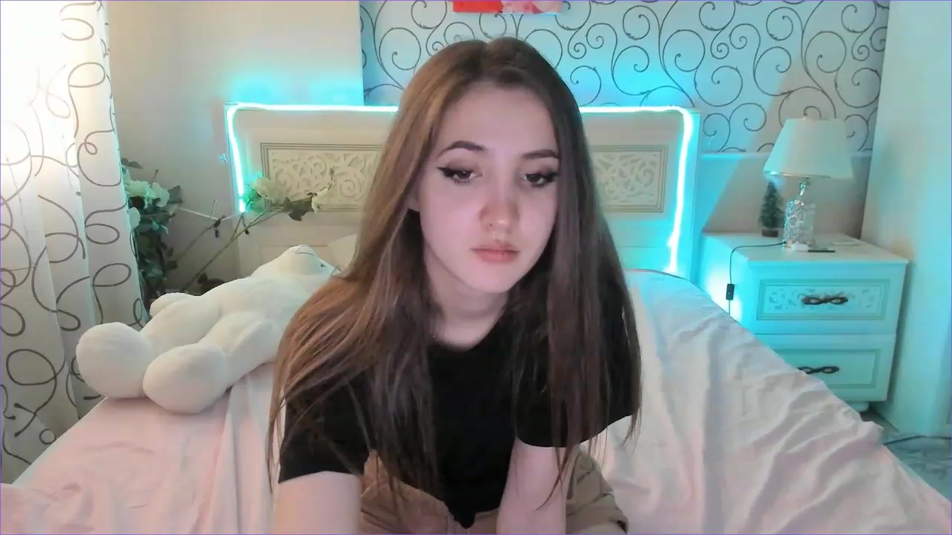 Gallery image thumbnail from Moroccandia's myfreecams stream on, 06/15/2023, 10:06 image 15 of 20