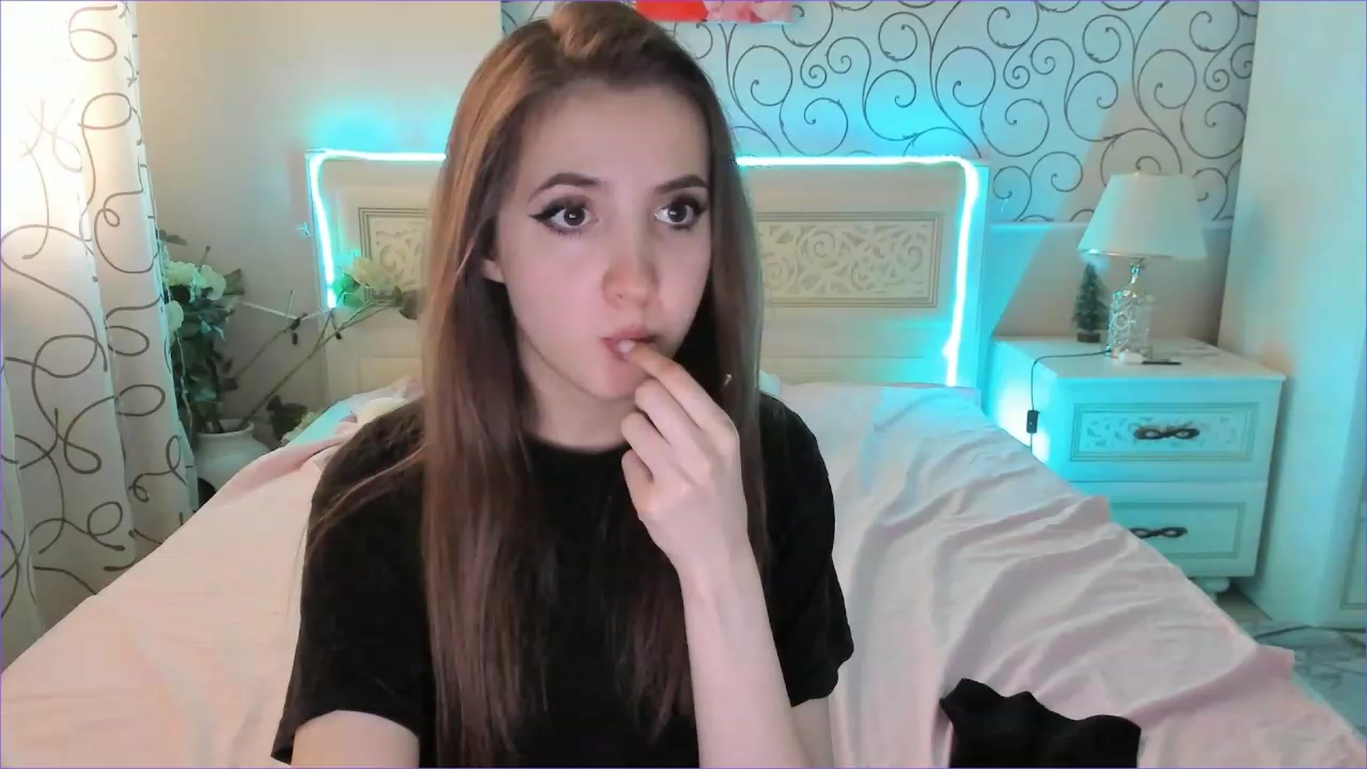 Gallery image thumbnail from Moroccandia's myfreecams stream on, 06/16/2023, 10:57 image 10 of 20