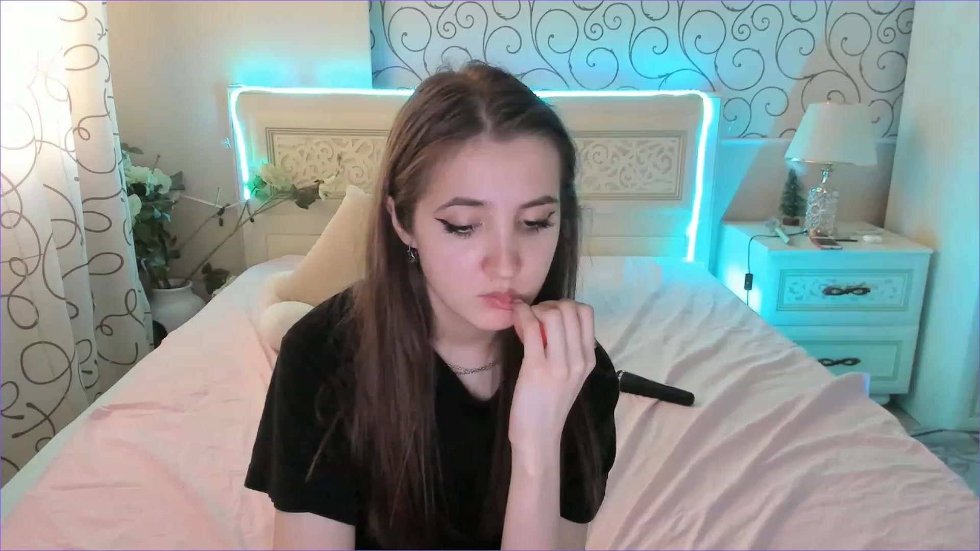 Gallery image thumbnail from Moroccandia's myfreecams stream on, 06/17/2023, 10:02 image 20 of 20
