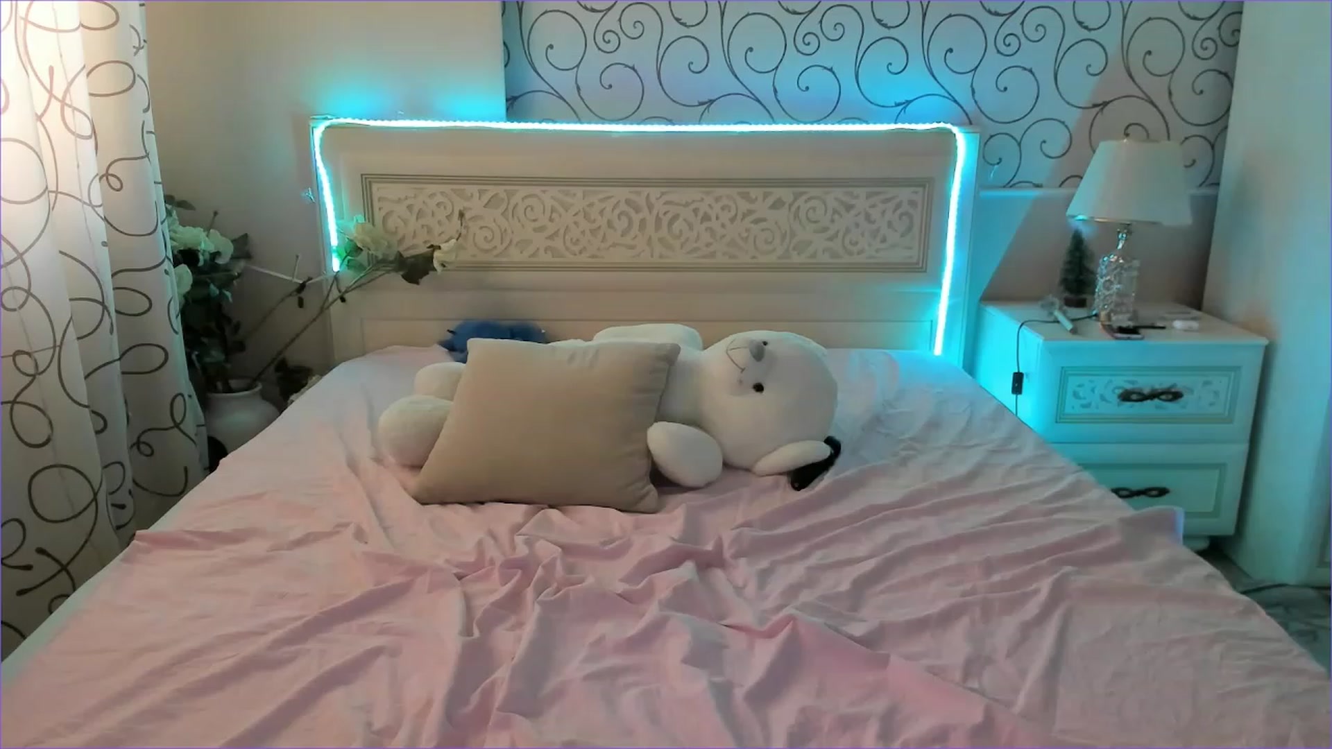 Gallery image thumbnail from Moroccandia's myfreecams stream on, 06/17/2023, 10:02 image 1 of 20