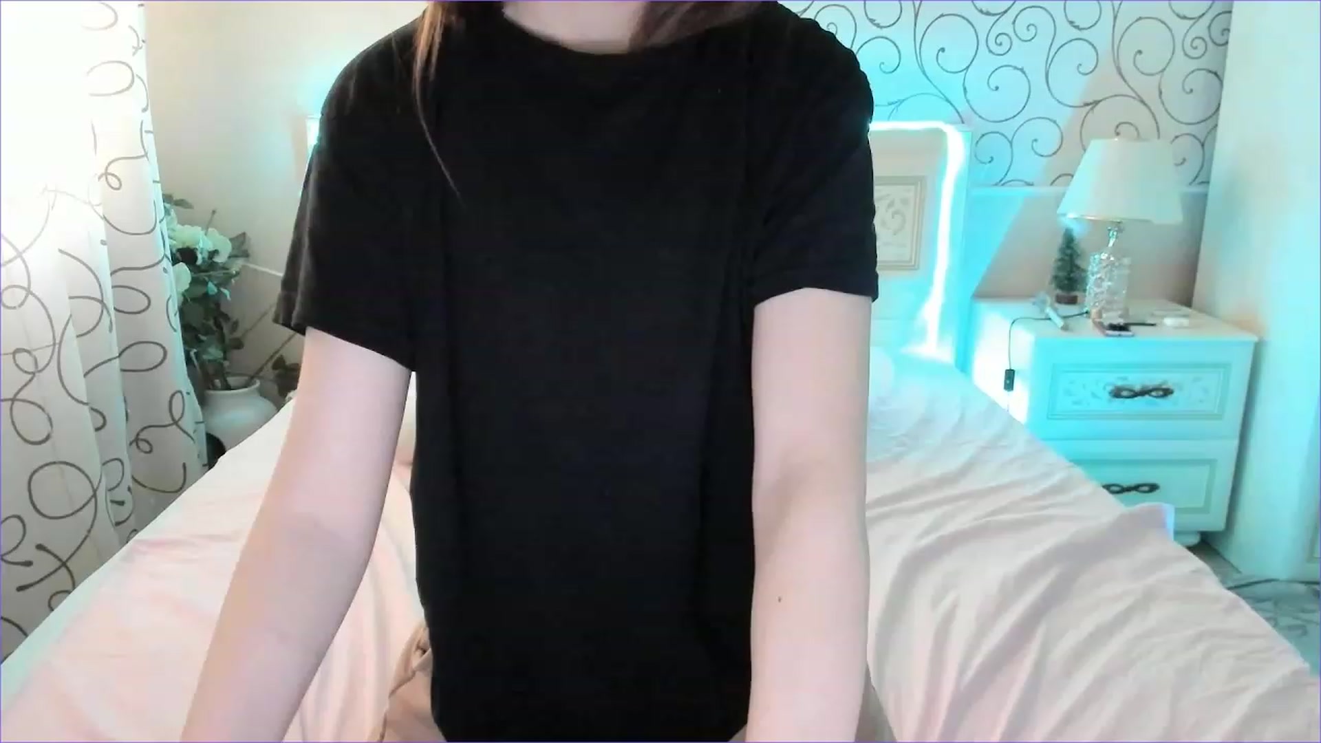 Gallery image thumbnail from Moroccandia's myfreecams stream on, 06/17/2023, 10:02 image 6 of 20