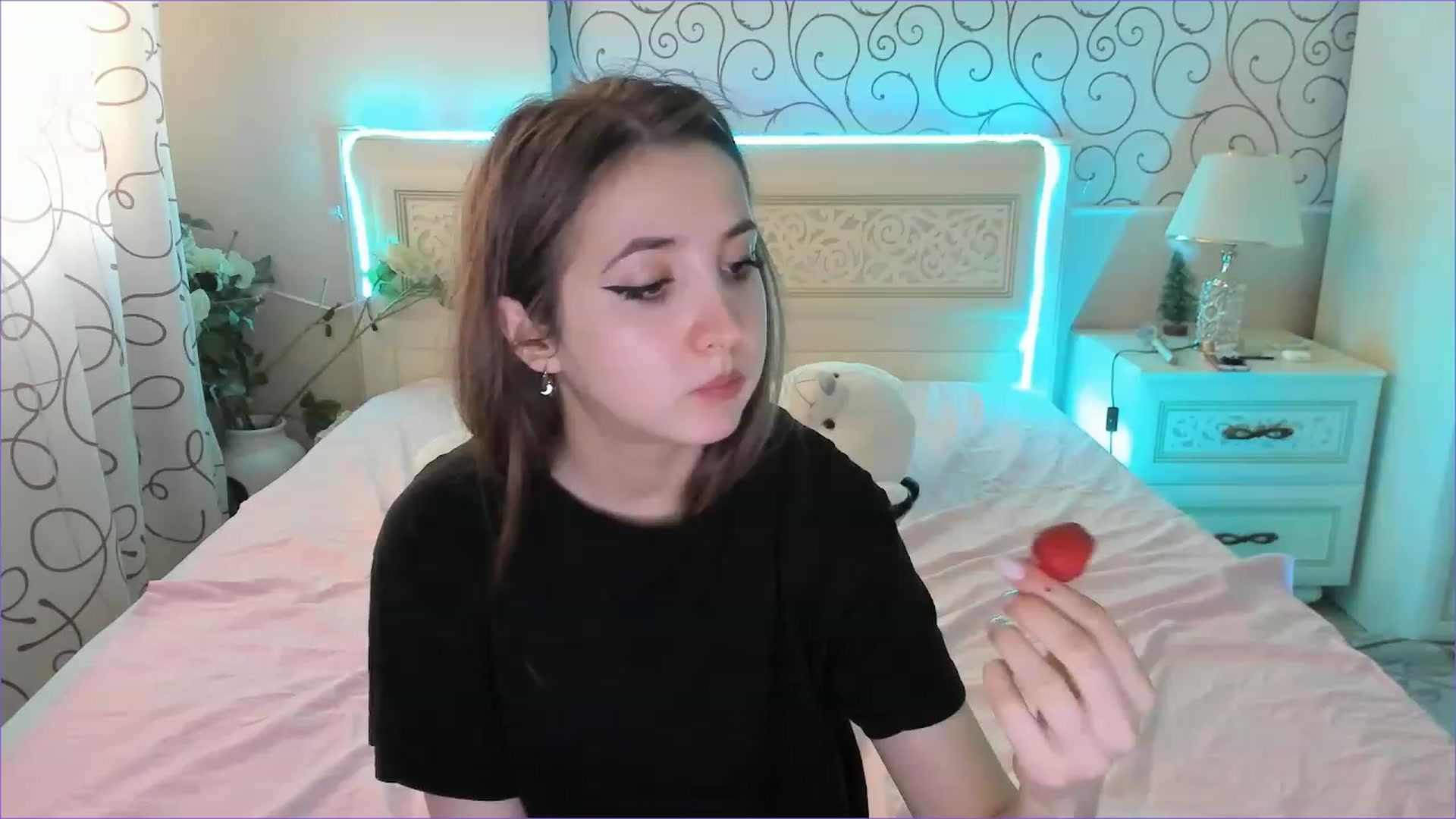 Gallery image thumbnail from Moroccandia's myfreecams stream on, 06/17/2023, 10:02 image 4 of 20