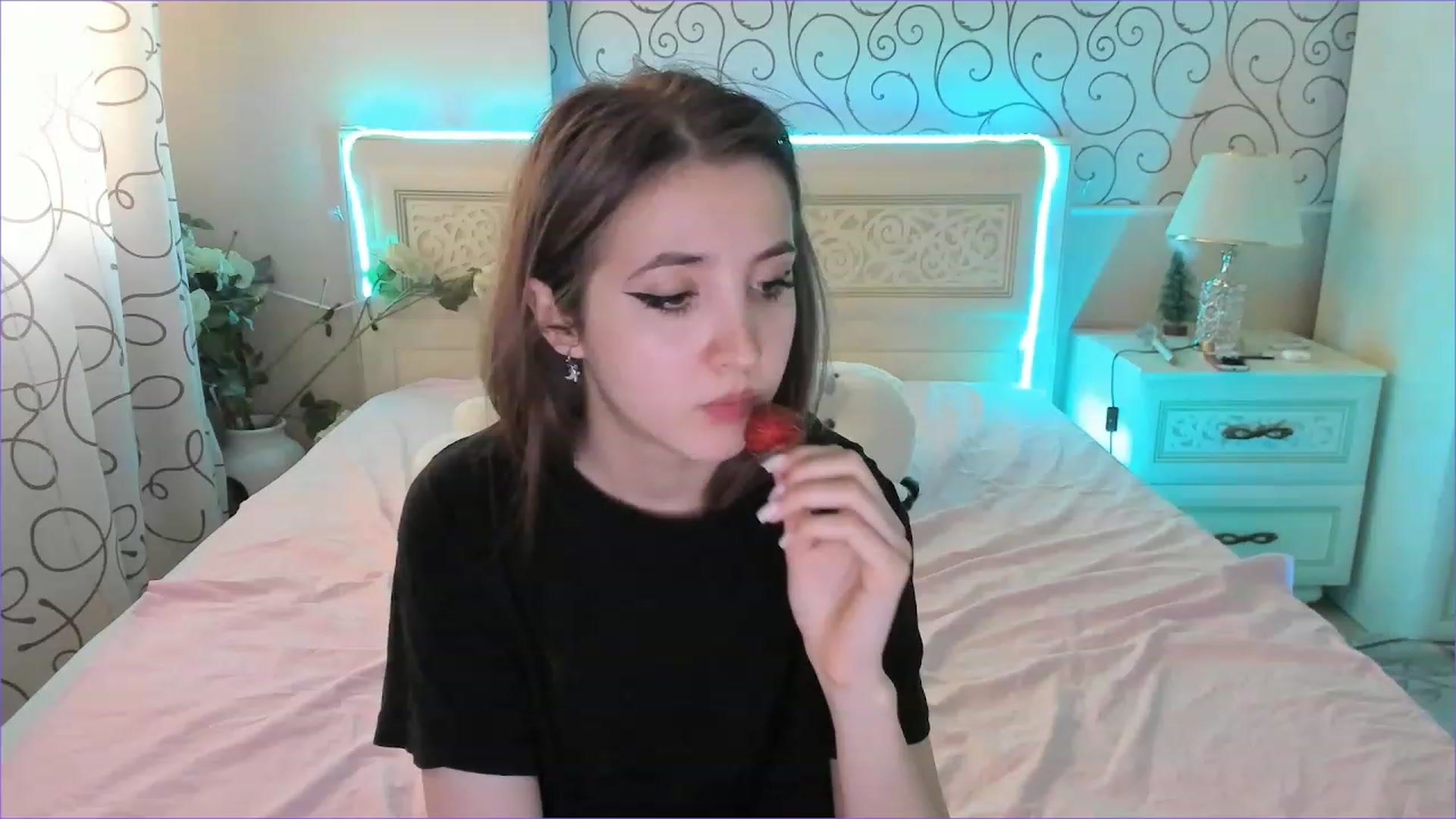 Gallery image thumbnail from Moroccandia's myfreecams stream on, 06/17/2023, 10:02 image 3 of 20