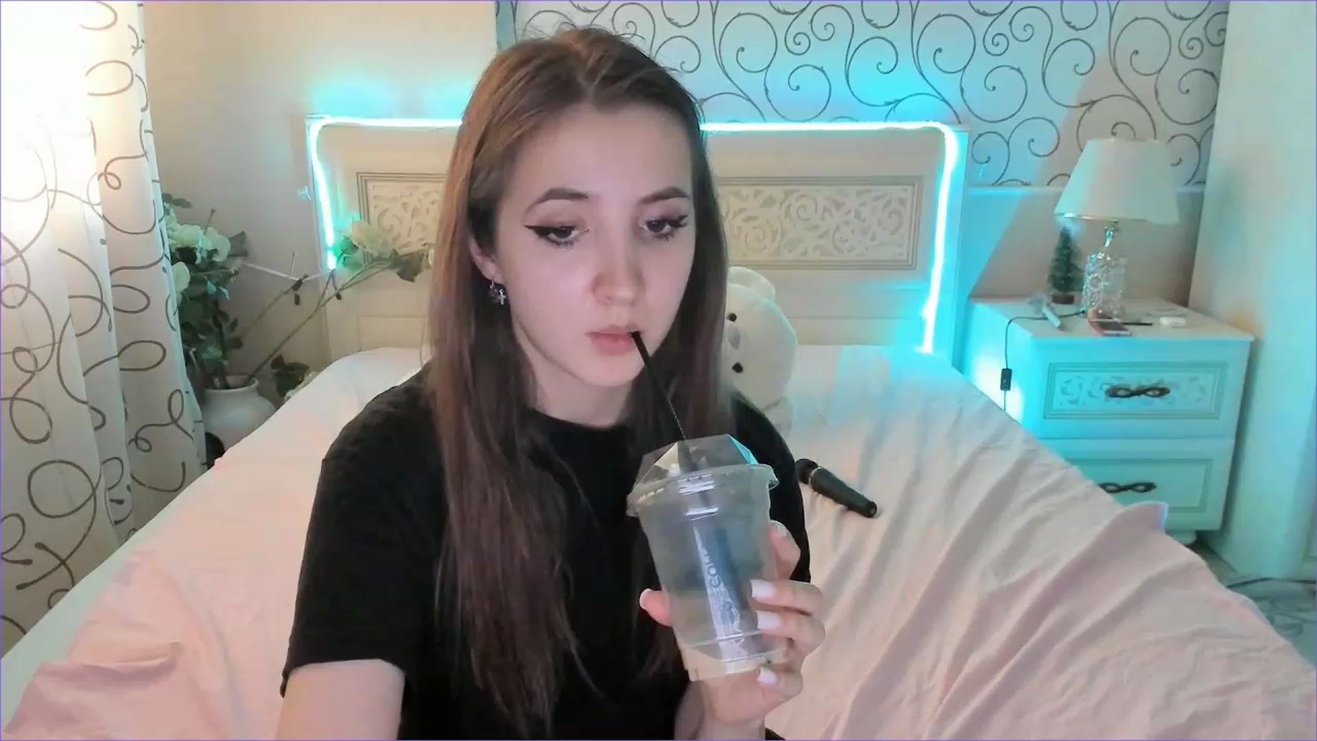 Gallery image thumbnail from Moroccandia's myfreecams stream on, 06/17/2023, 11:29 image 16 of 20