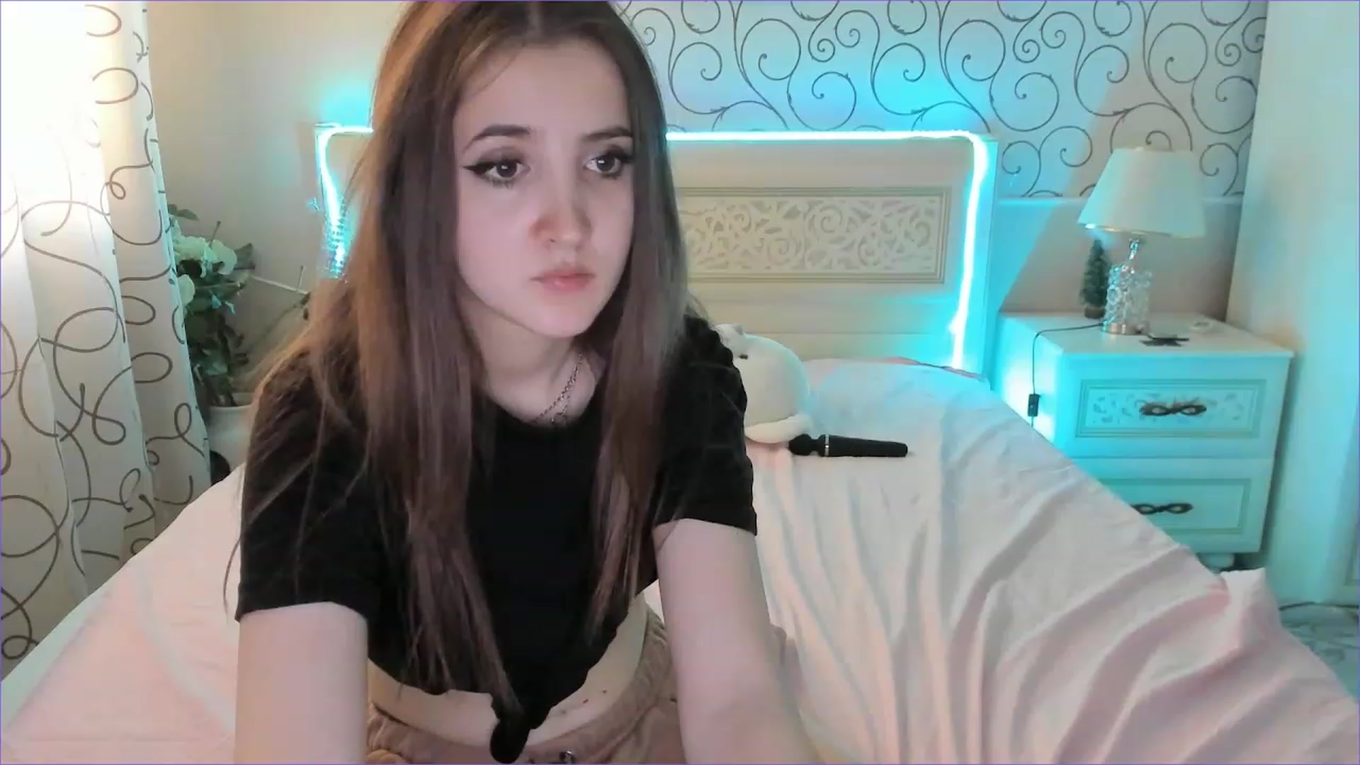 Gallery image thumbnail from Moroccandia's myfreecams stream on, 06/18/2023, 10:31 image 19 of 20