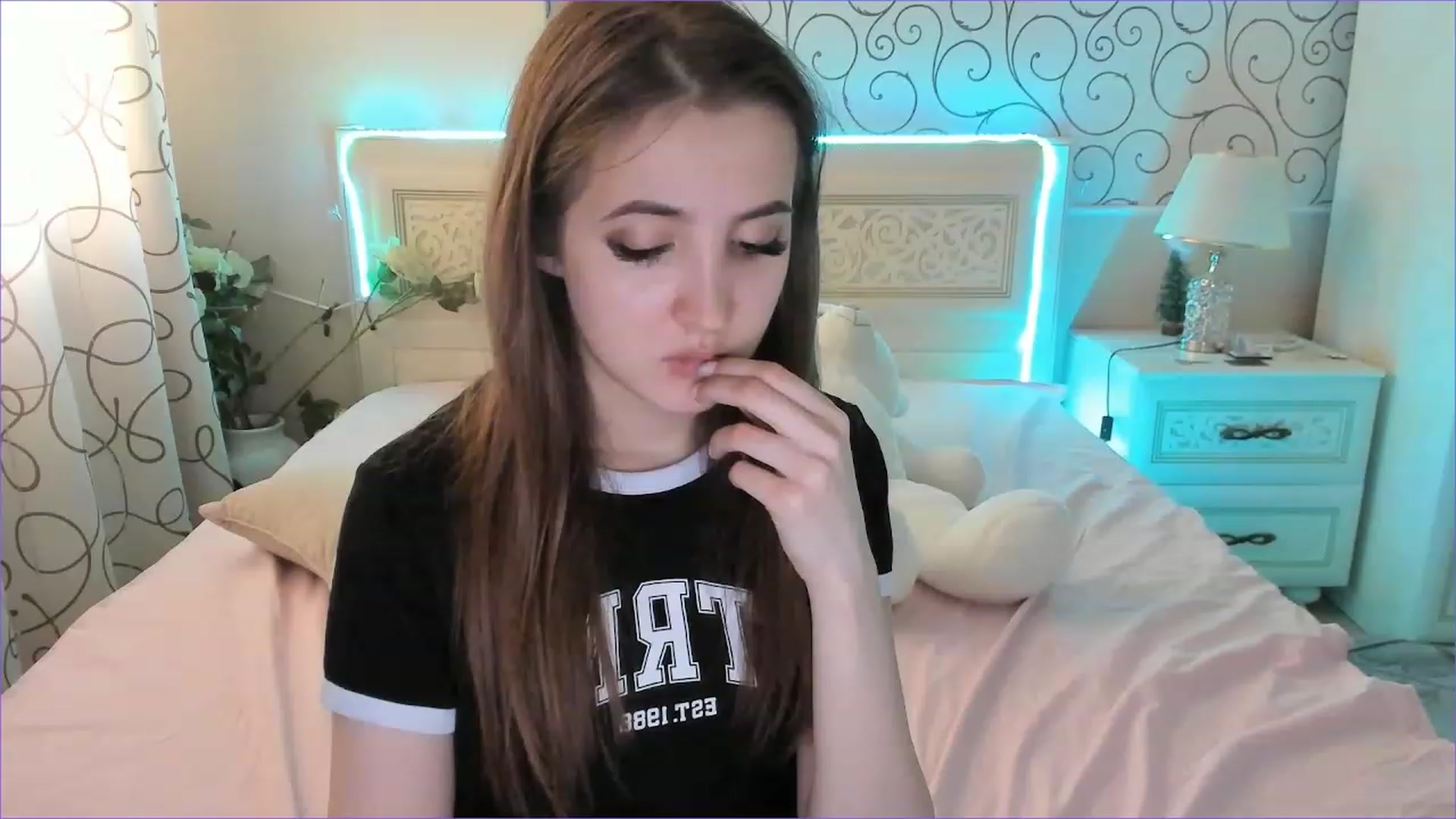 Gallery image thumbnail from Moroccandia's myfreecams stream on, 06/21/2023, 11:24 image 5 of 20