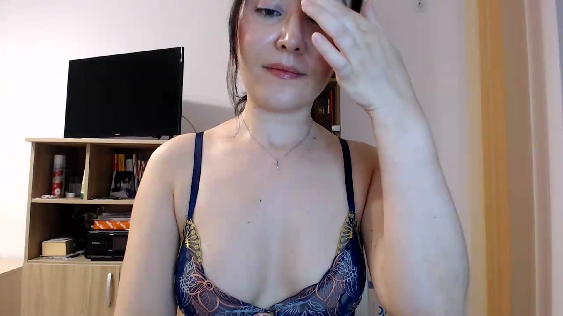 Gallery image thumbnail from Morrigan_'s myfreecams stream on, 06/30/2026, 20:52 image 16 of 20