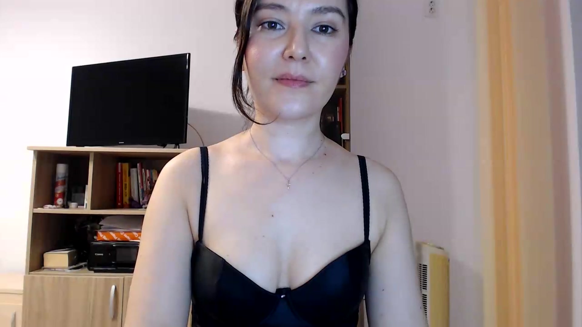 Gallery image thumbnail from Morrigan_'s myfreecams stream on, 07/11/2026, 20:28 image 10 of 20