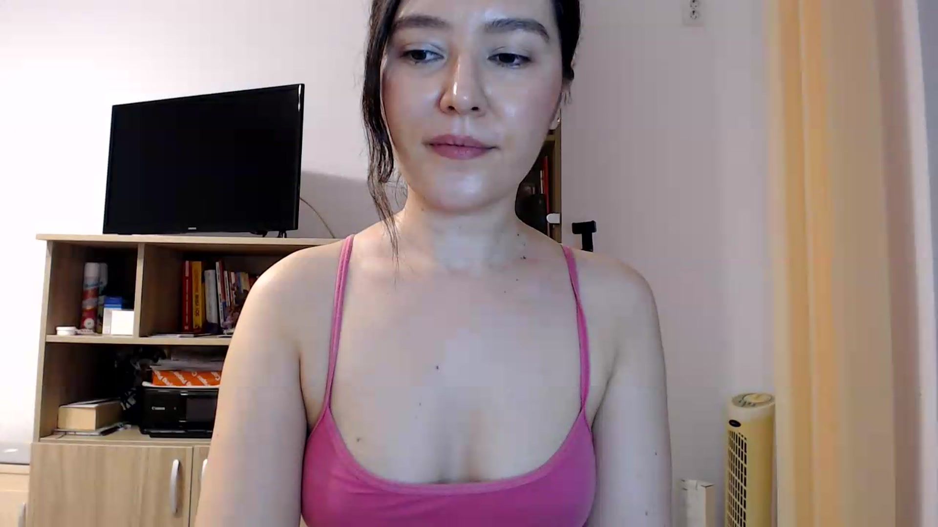 Gallery image thumbnail from Morrigan_'s myfreecams stream on, 08/07/2026, 20:46 image 18 of 20
