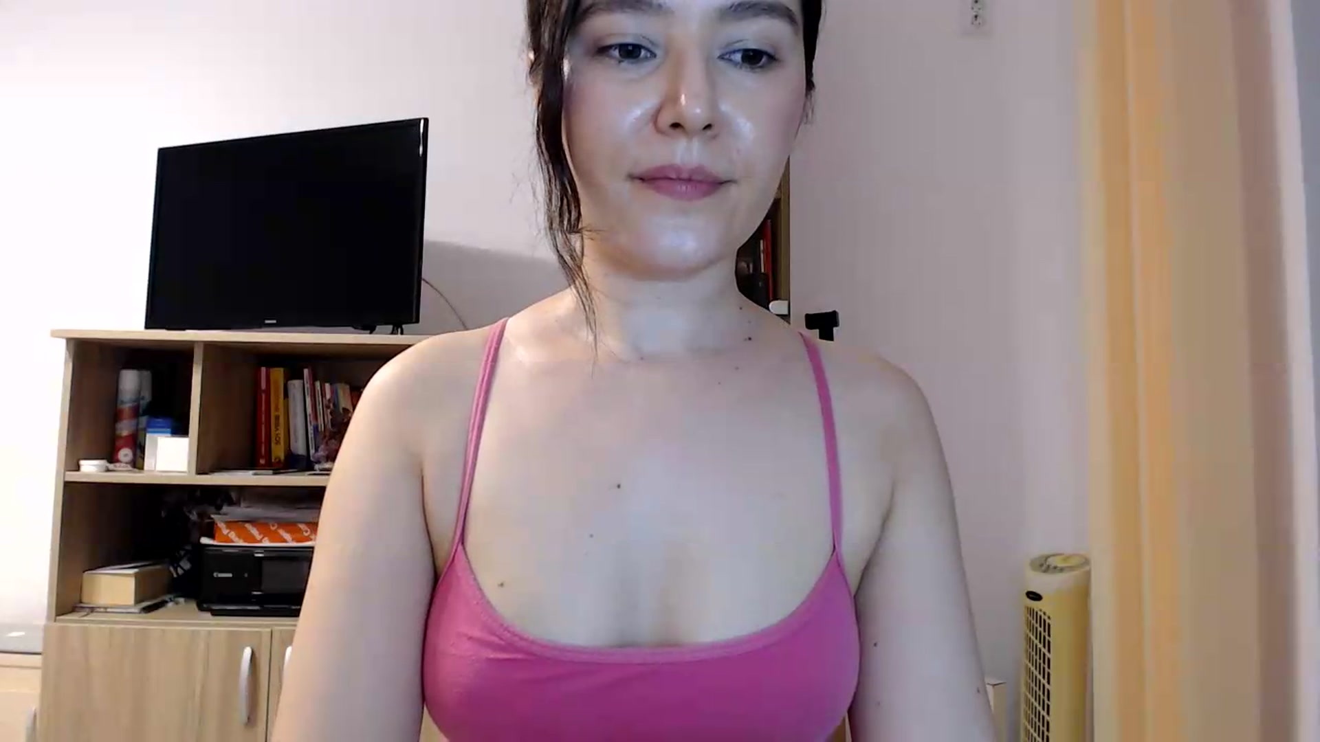 Gallery image thumbnail from Morrigan_'s myfreecams stream on, 08/07/2026, 20:46 image 19 of 20