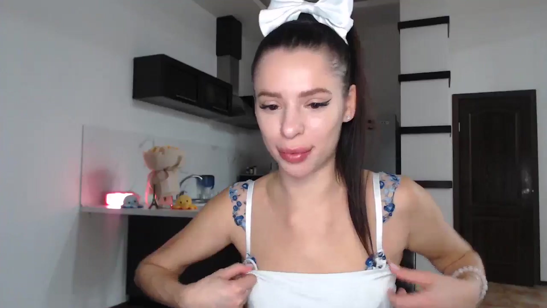 Gallery image thumbnail from MostCute's myfreecams stream on, 11/15/2025, 17:41 image 12 of 20